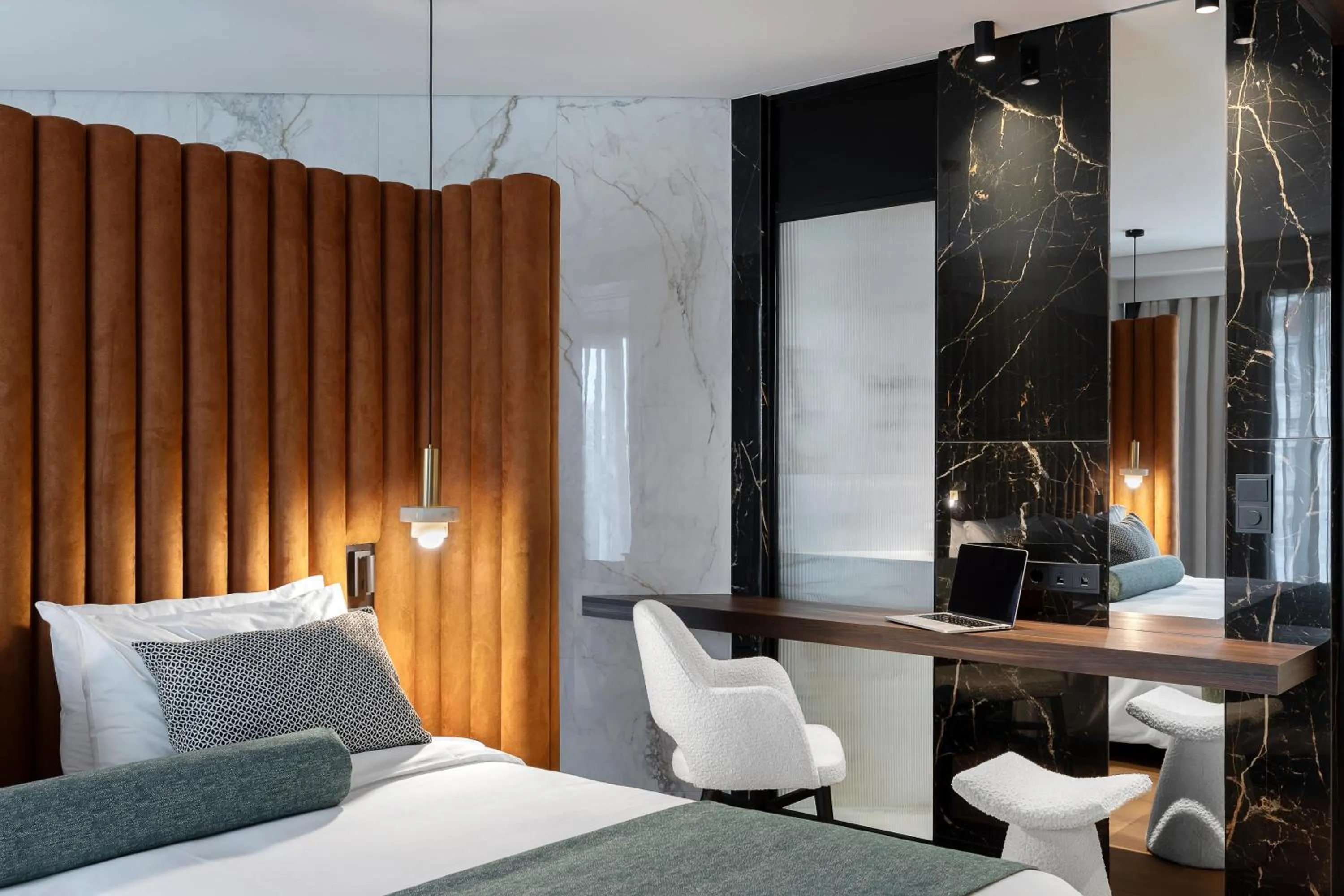 Photo of the whole room, Bed in The Stanley