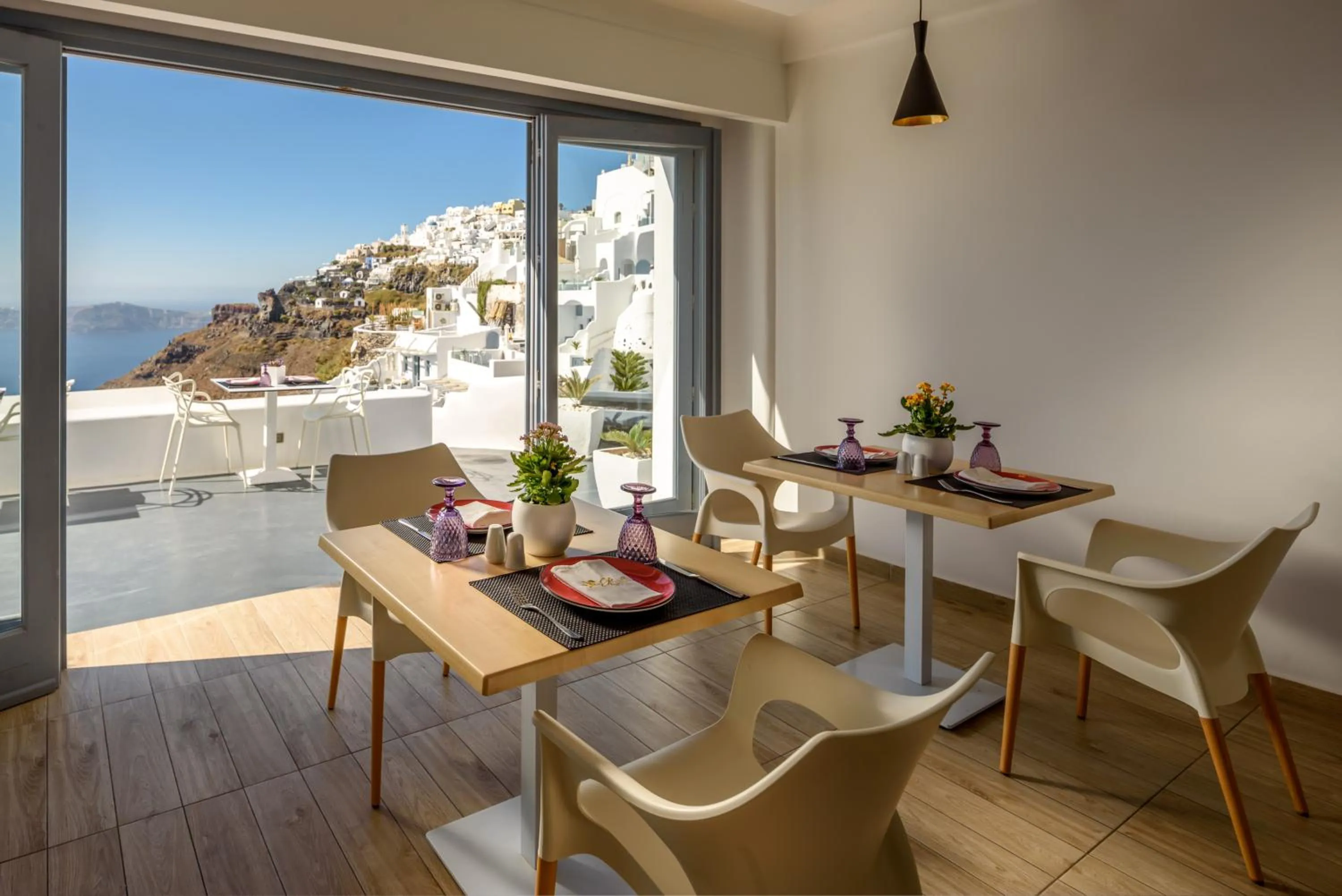 Food and drinks in Pegasus Suites & Spa