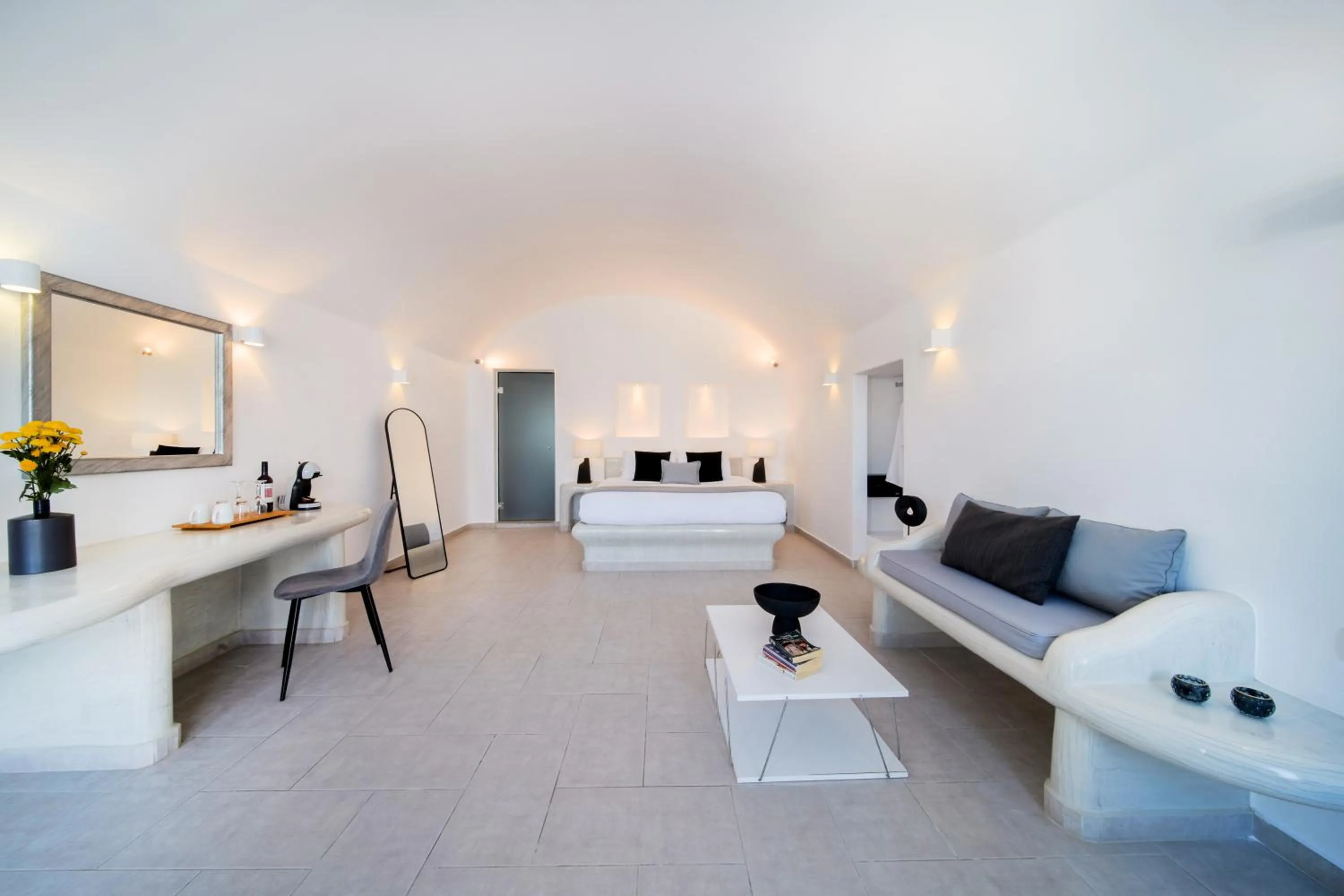 Bed in Pegasus Suites & Spa