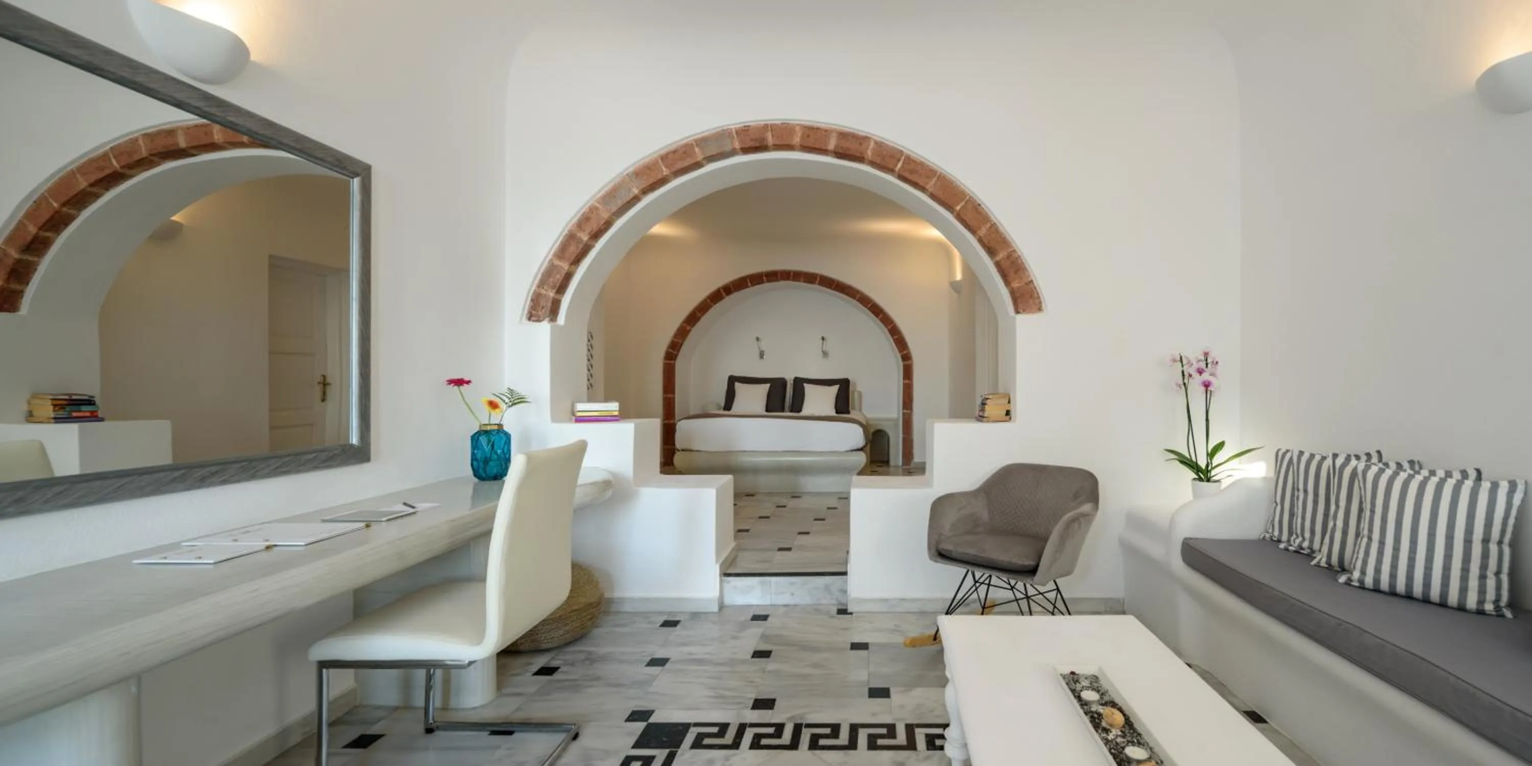 Photo of the whole room in Pegasus Suites & Spa