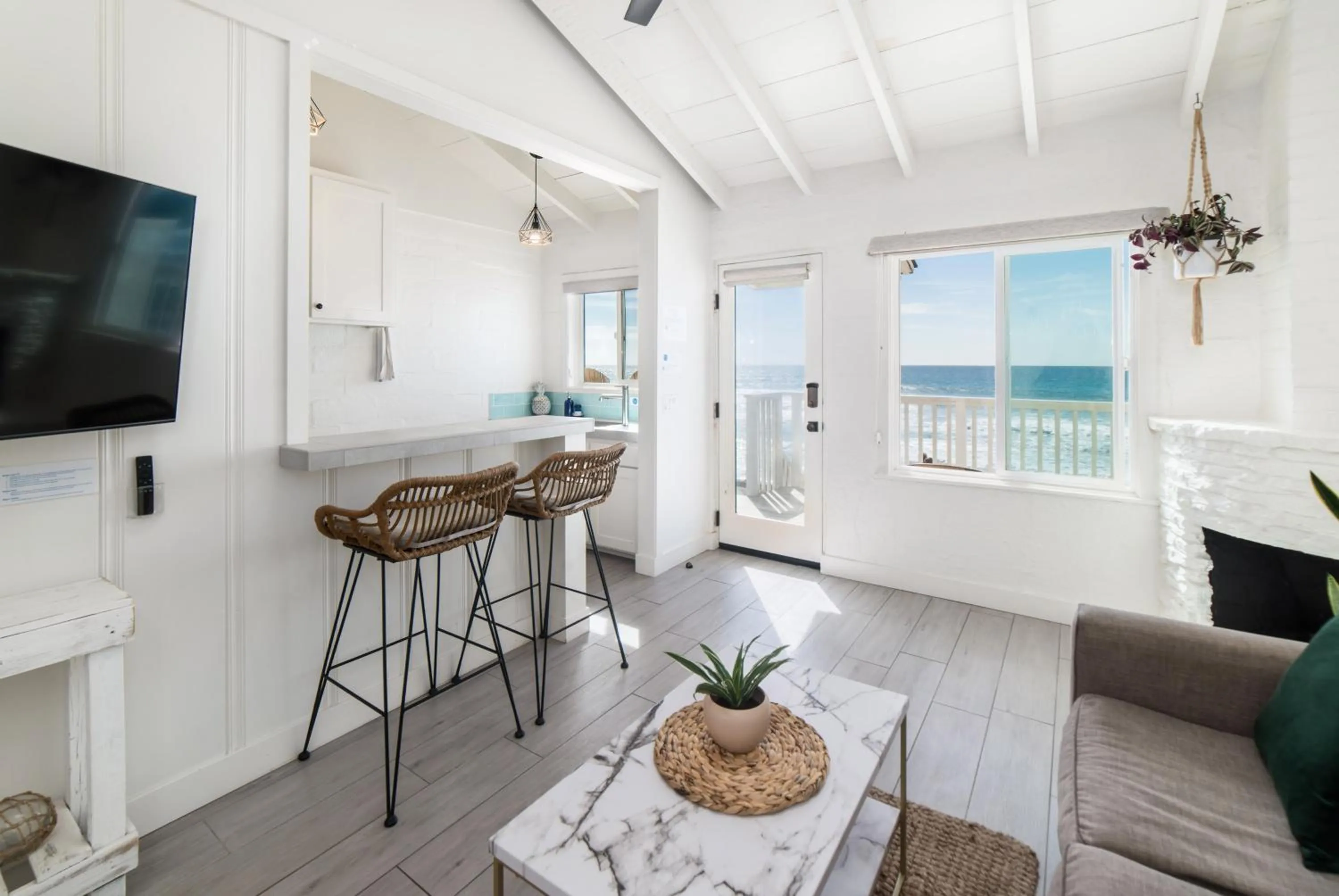 Living room in Pacific Villas