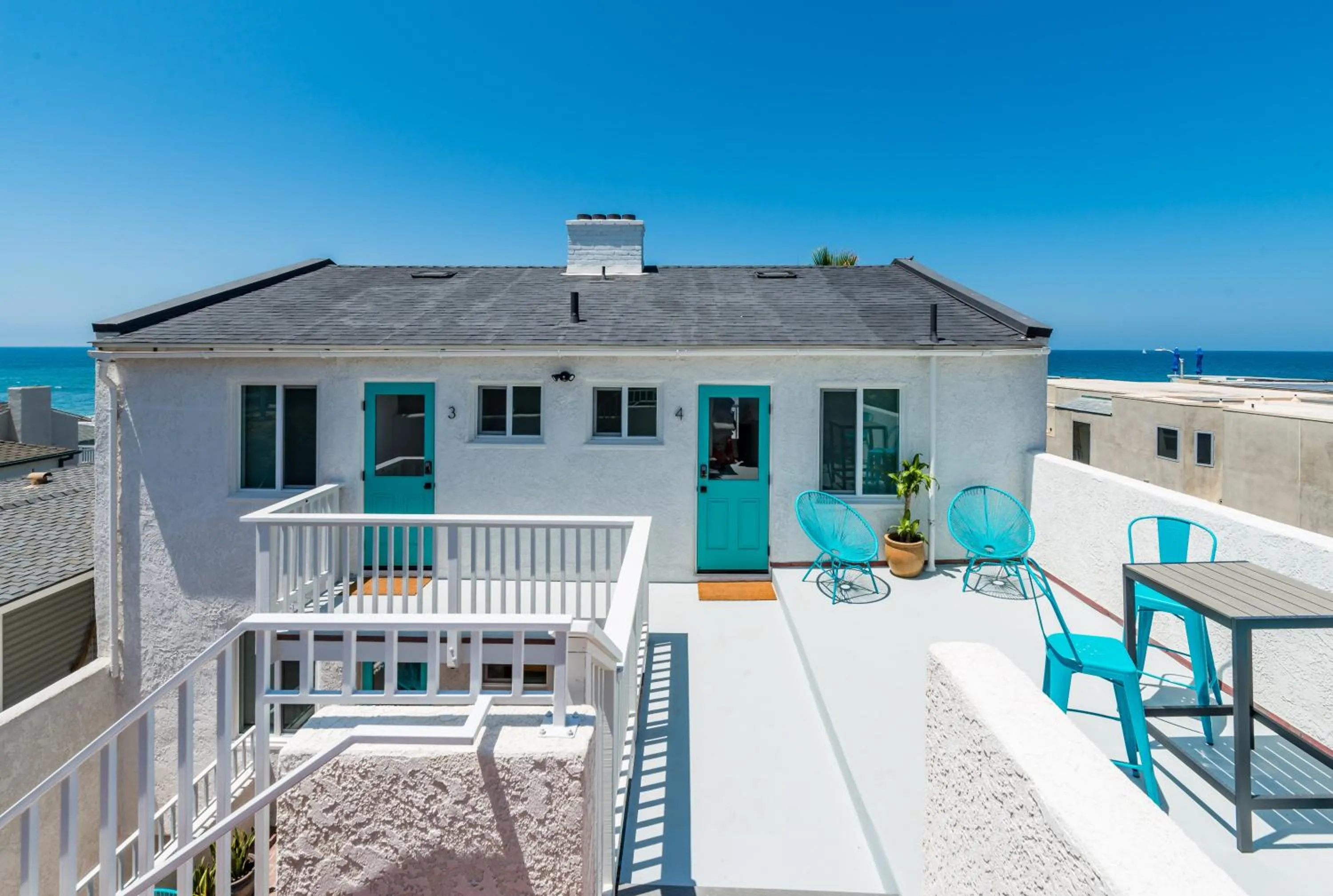 Facade/entrance in Pacific Villas