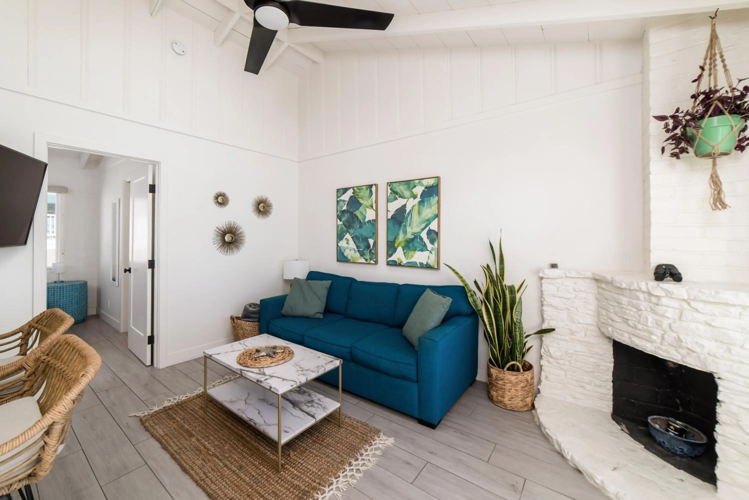 Living room in Pacific Villas