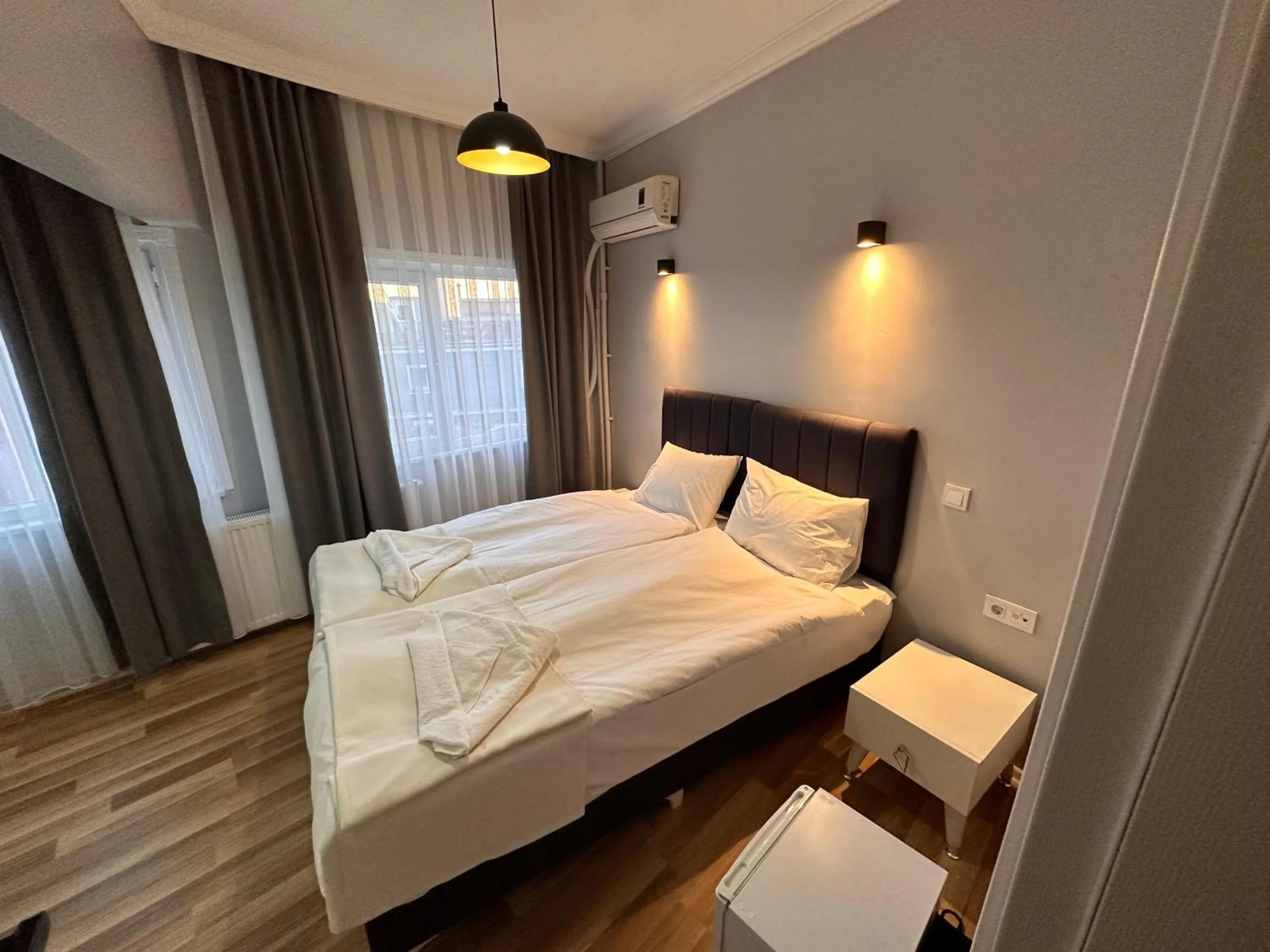 Bed in Asparagus HOTEL & SUITES OLD CITY