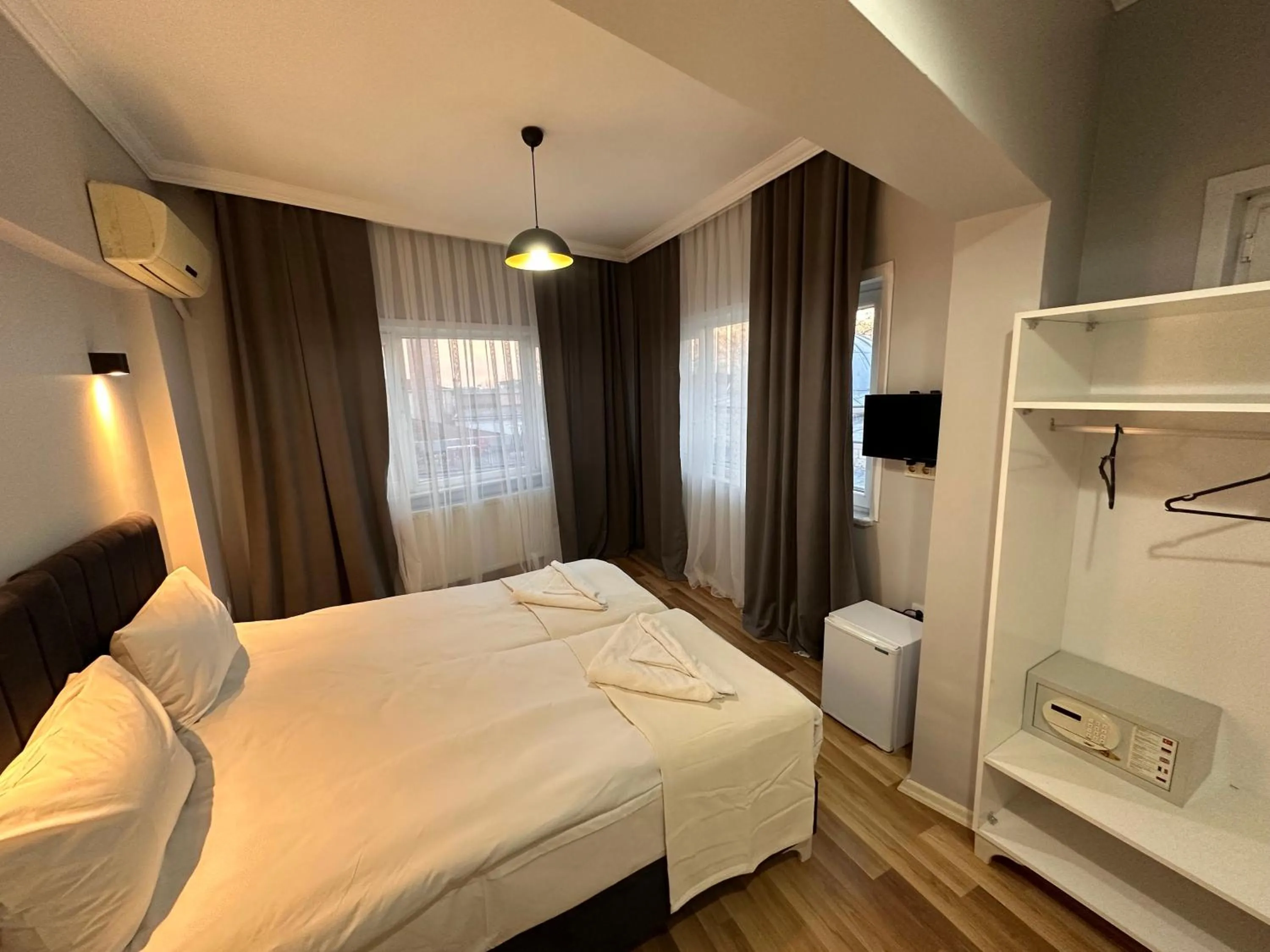 Bed in Asparagus HOTEL & SUITES OLD CITY