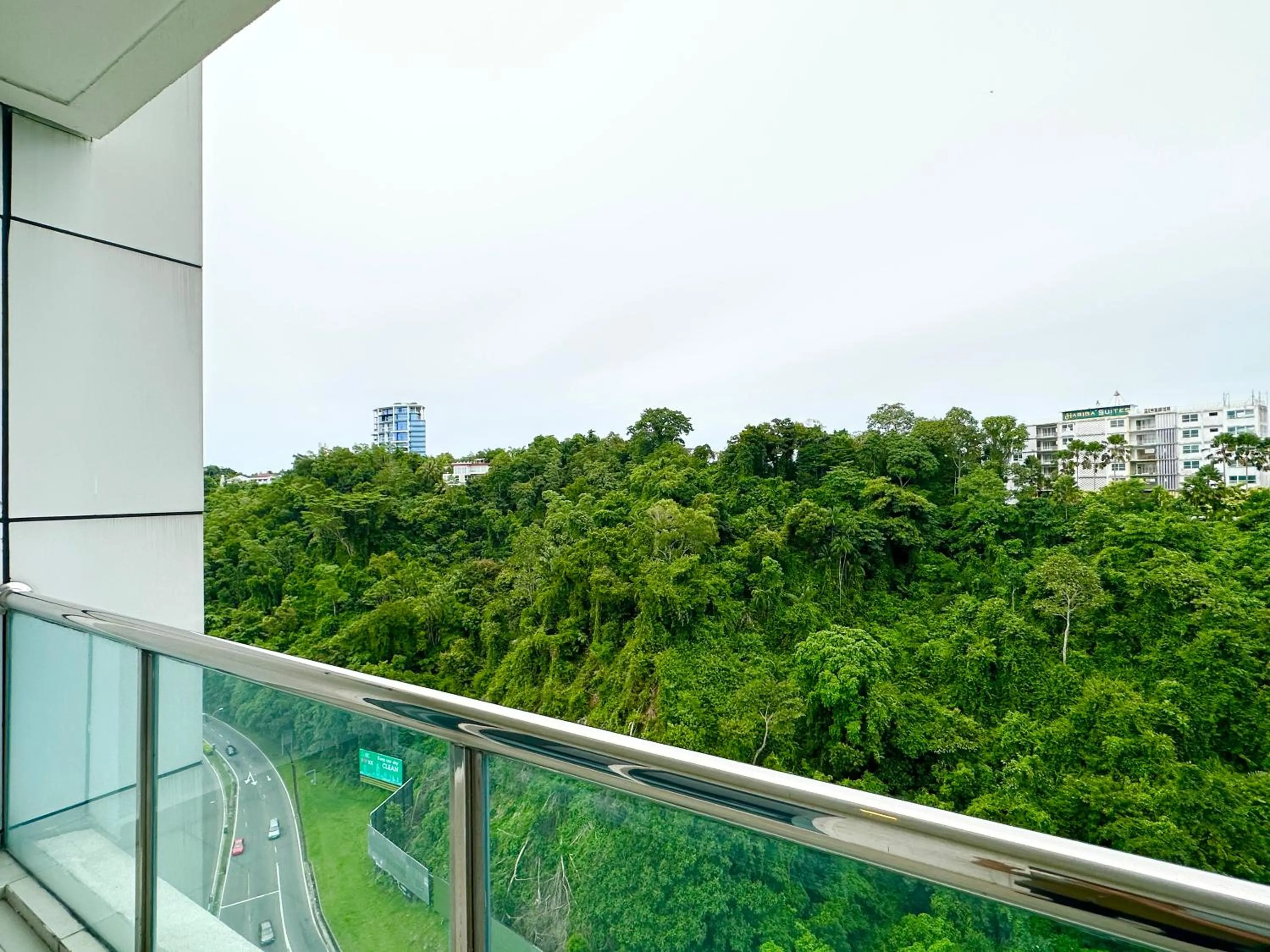 Day in M Centro City Centre @ Gaya Street by Sunset Seaview Vacation Condos