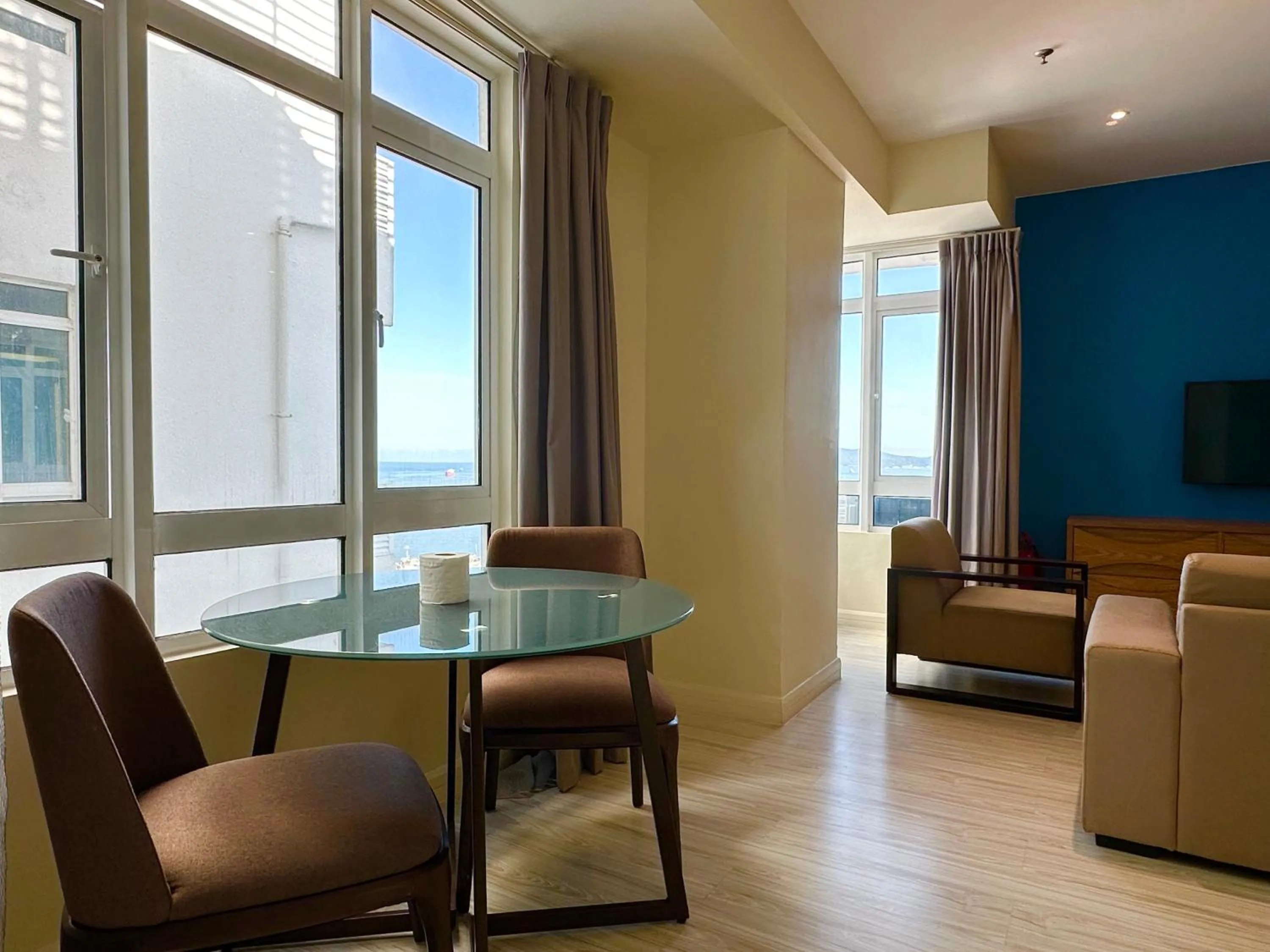 TV and multimedia in M Centro City Centre @ Gaya Street by Sunset Seaview Vacation Condos