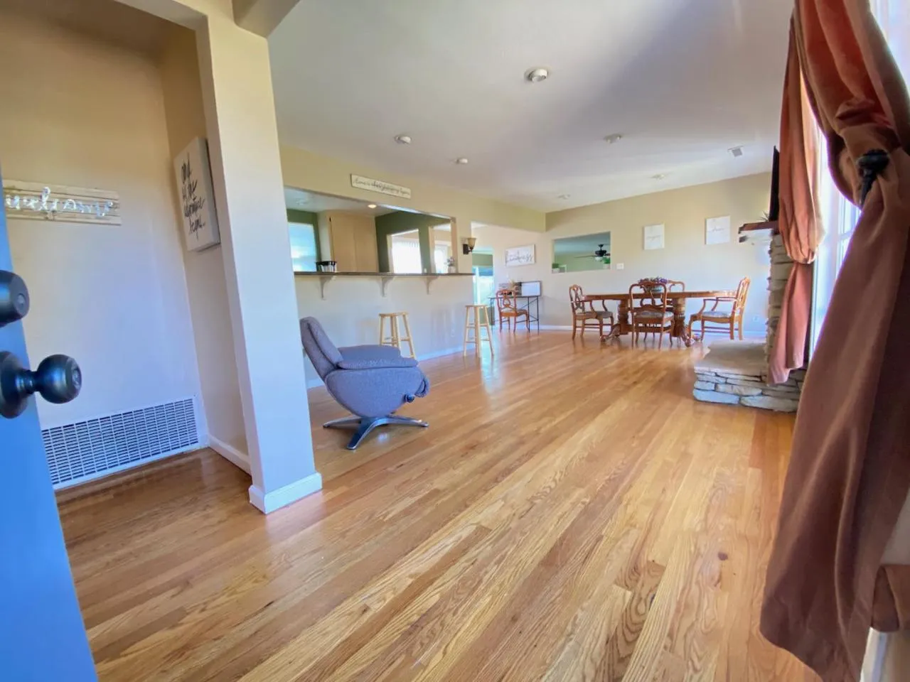 WHOLE Family - Edison