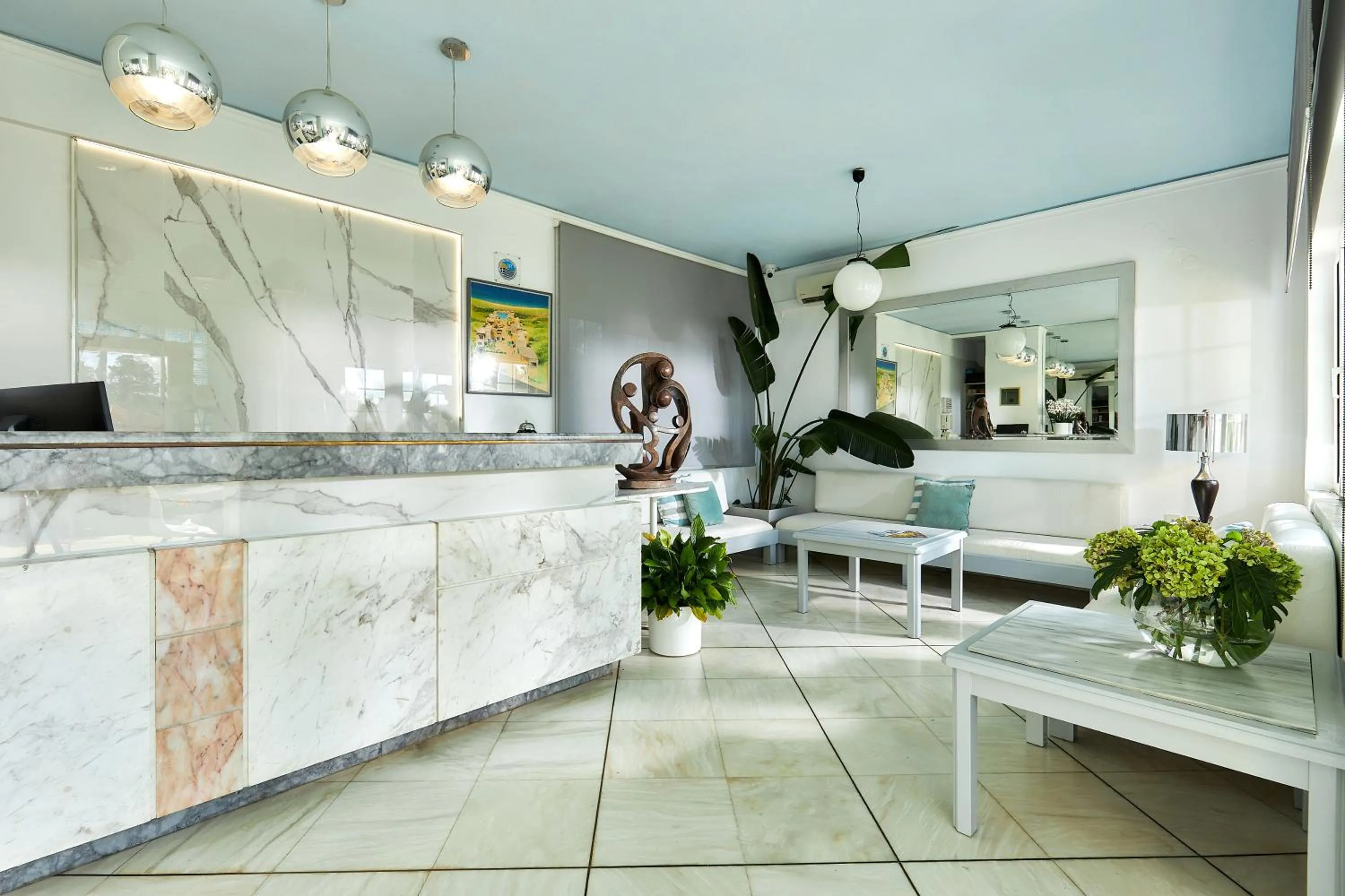 Lobby or reception in Futura Hotel