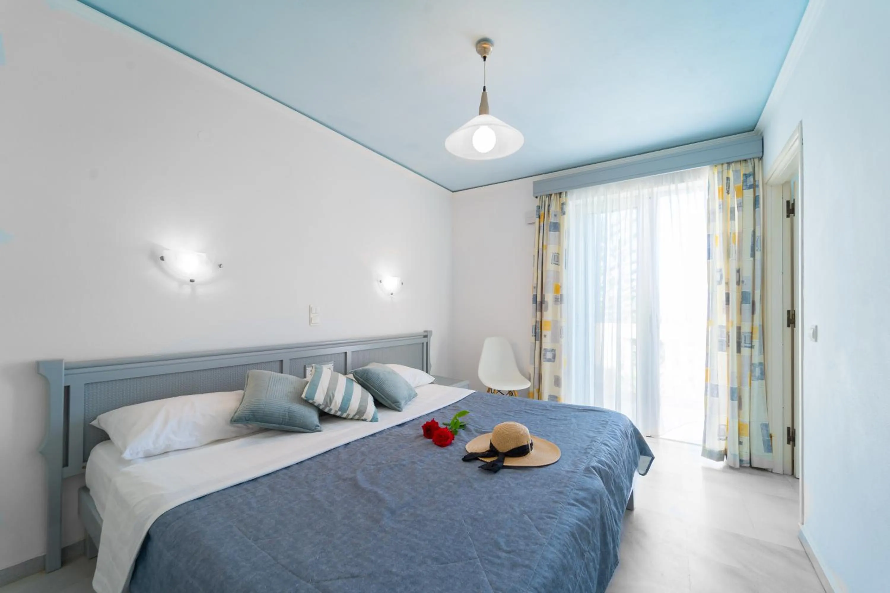 Bedroom, Bed in Futura Hotel