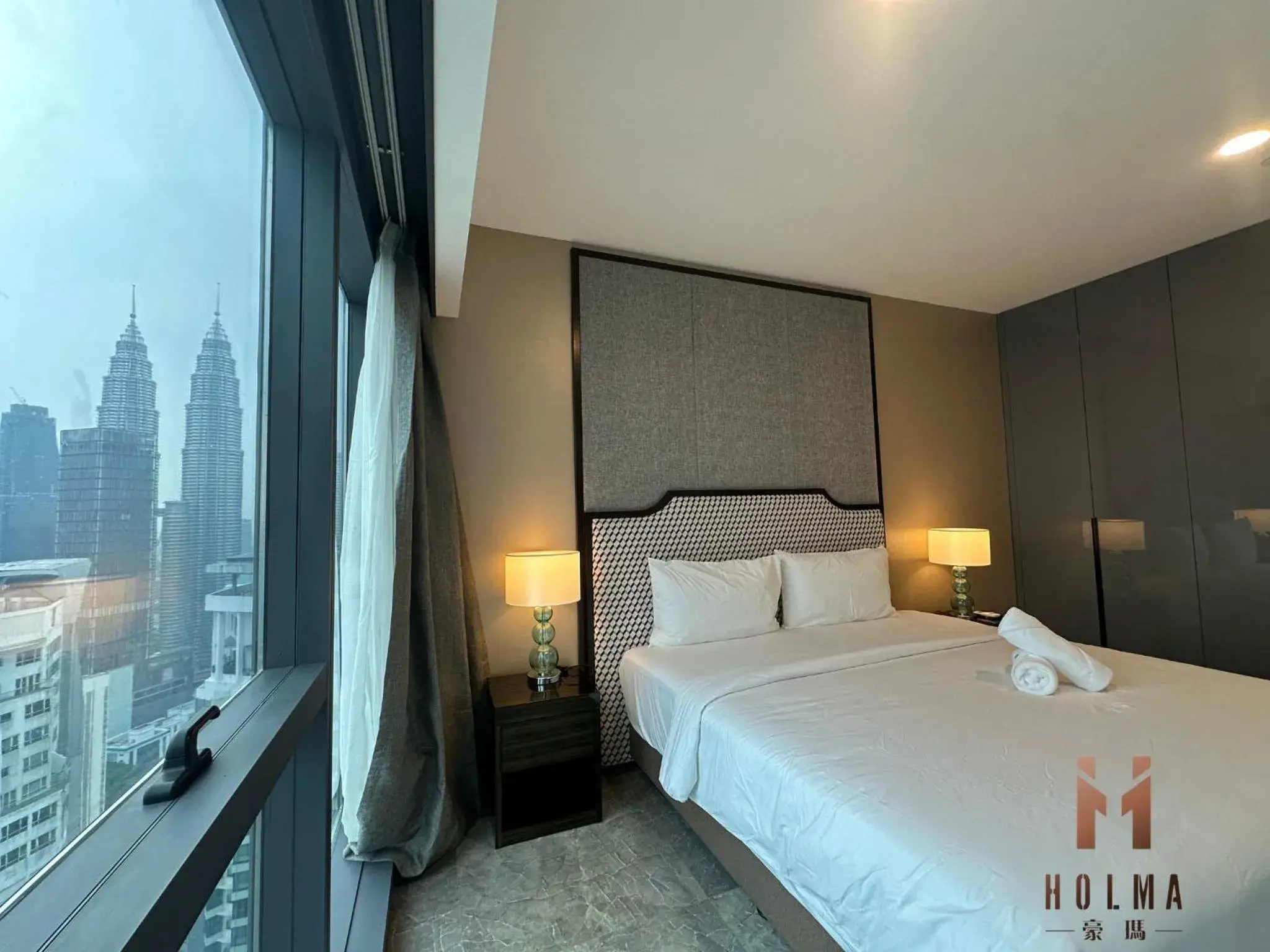 Two-Bedroom Apartment with City View in The Platinum 2 Kuala Lumpur by HOLMA Two-Bedroom Apartment with City View in The Platinum 2 Kuala Lumpur by HOLMA