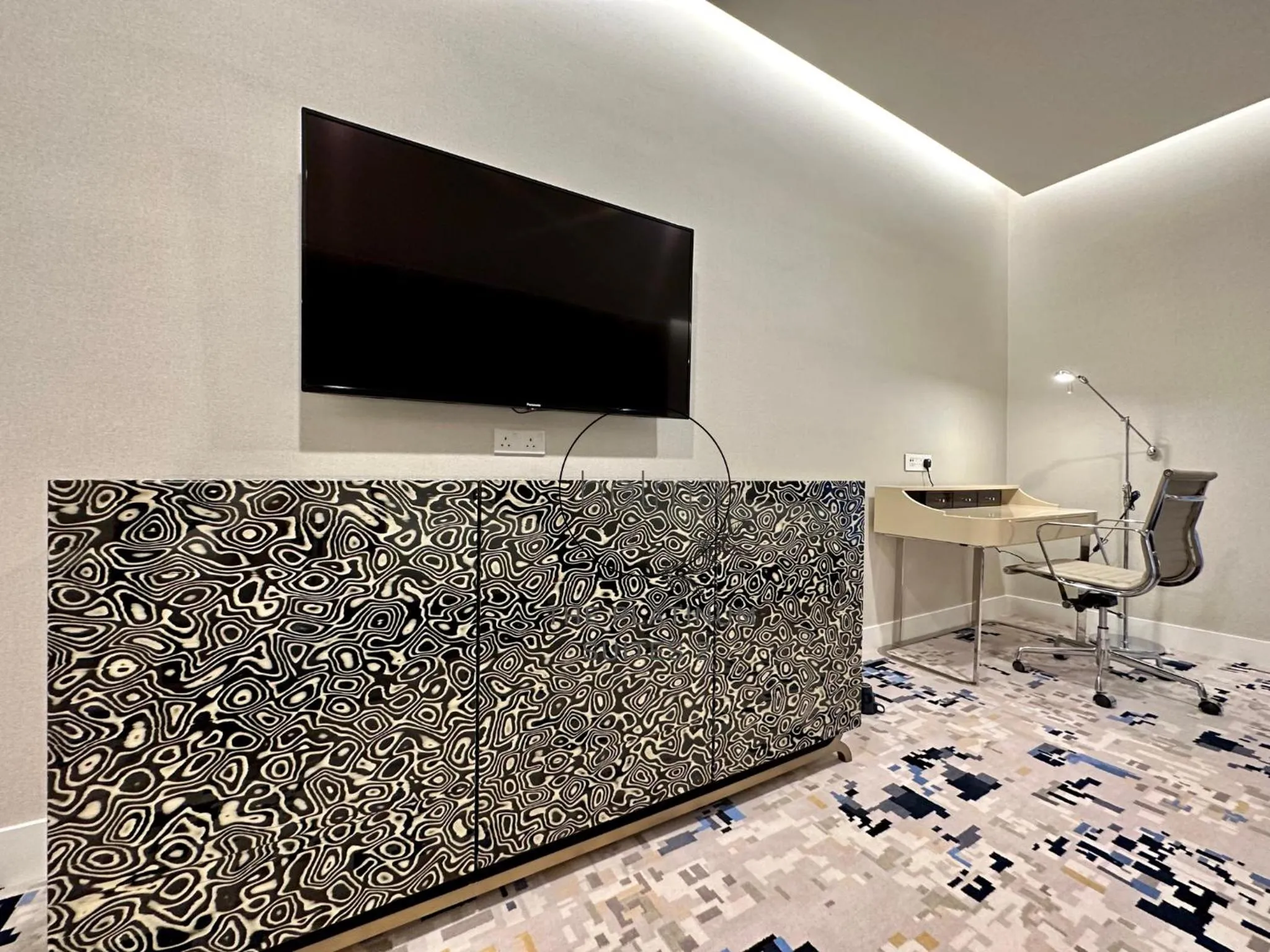 TV and multimedia in The Platinum 2 Kuala Lumpur by HOLMA