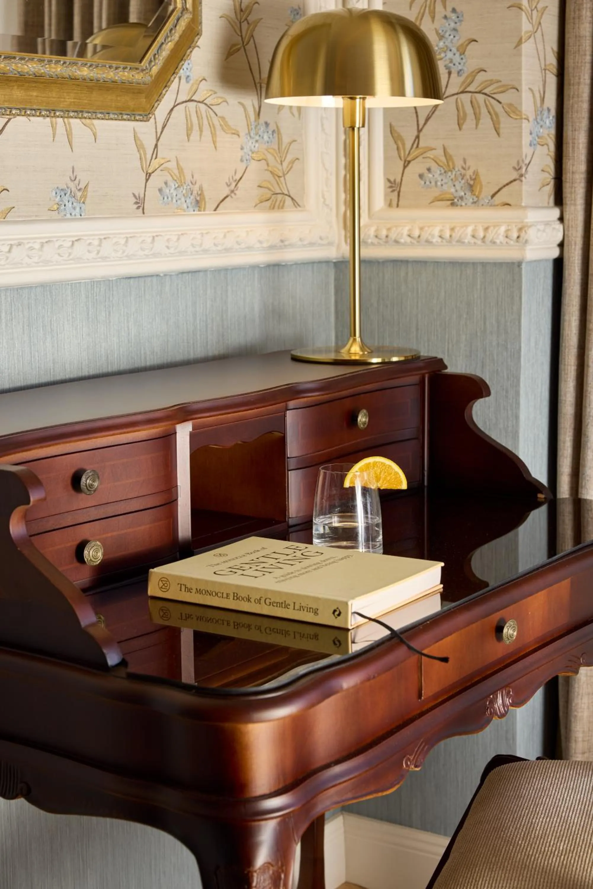 Photo of the whole room in Mediterranean Palace