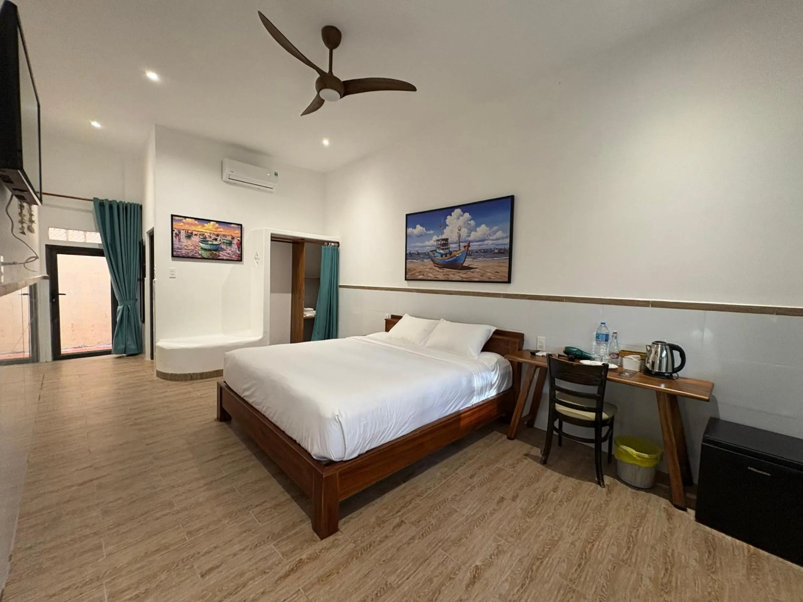 Bed in Mi Nhon Em Hotel Muine