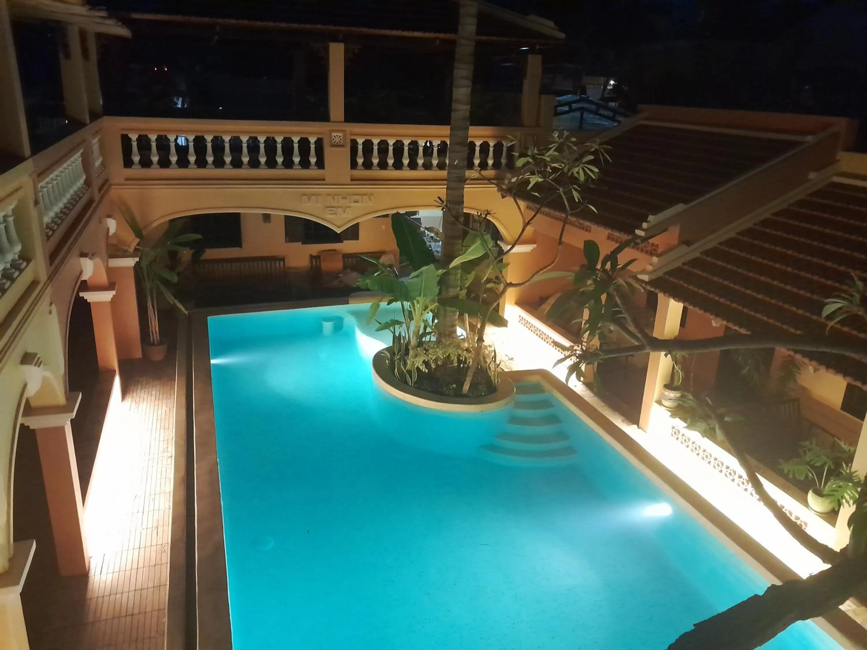 Pool view in Mi Nhon Em Hotel Muine