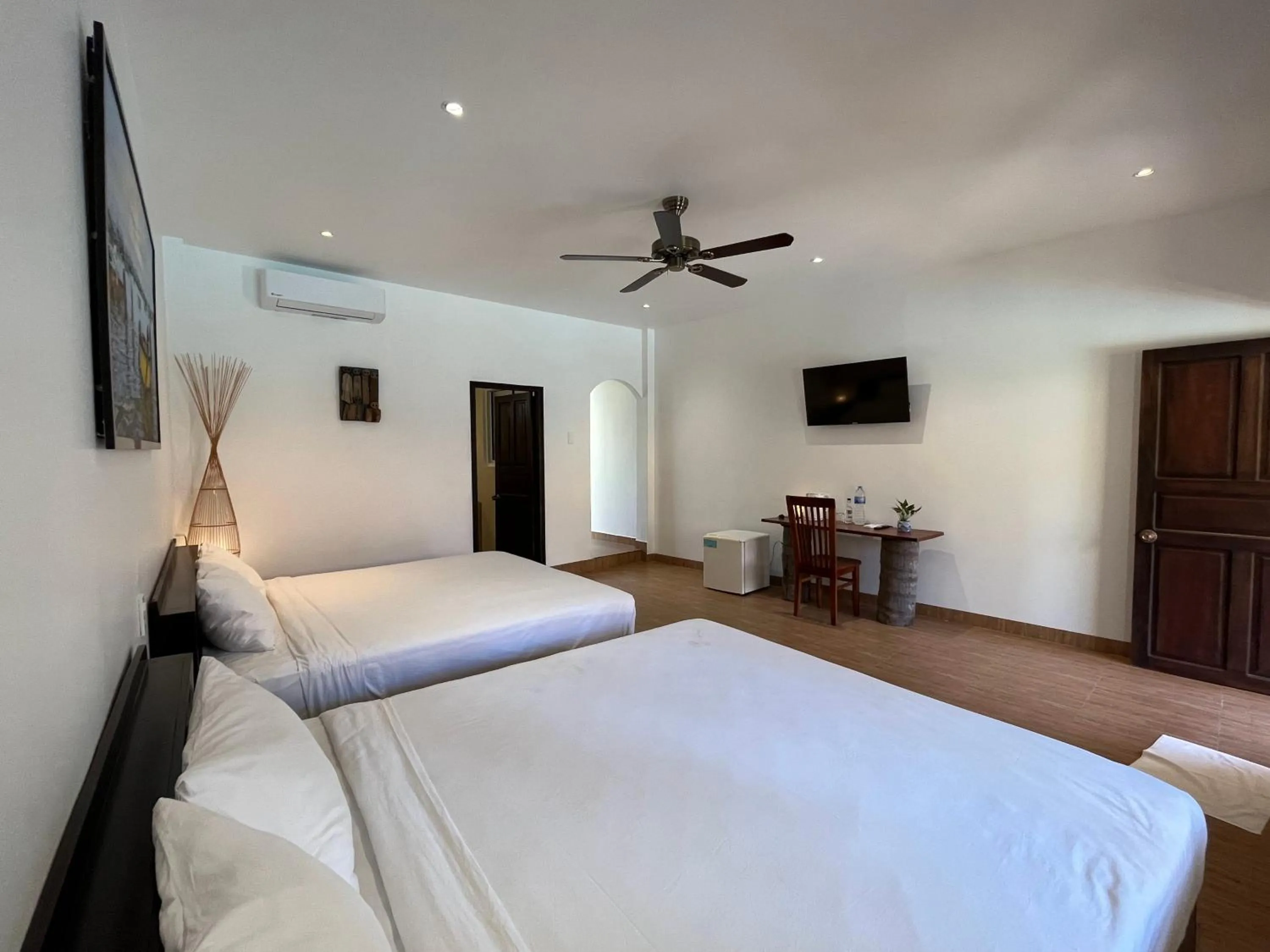 Bedroom, Bed in Mi Nhon Em Hotel Muine