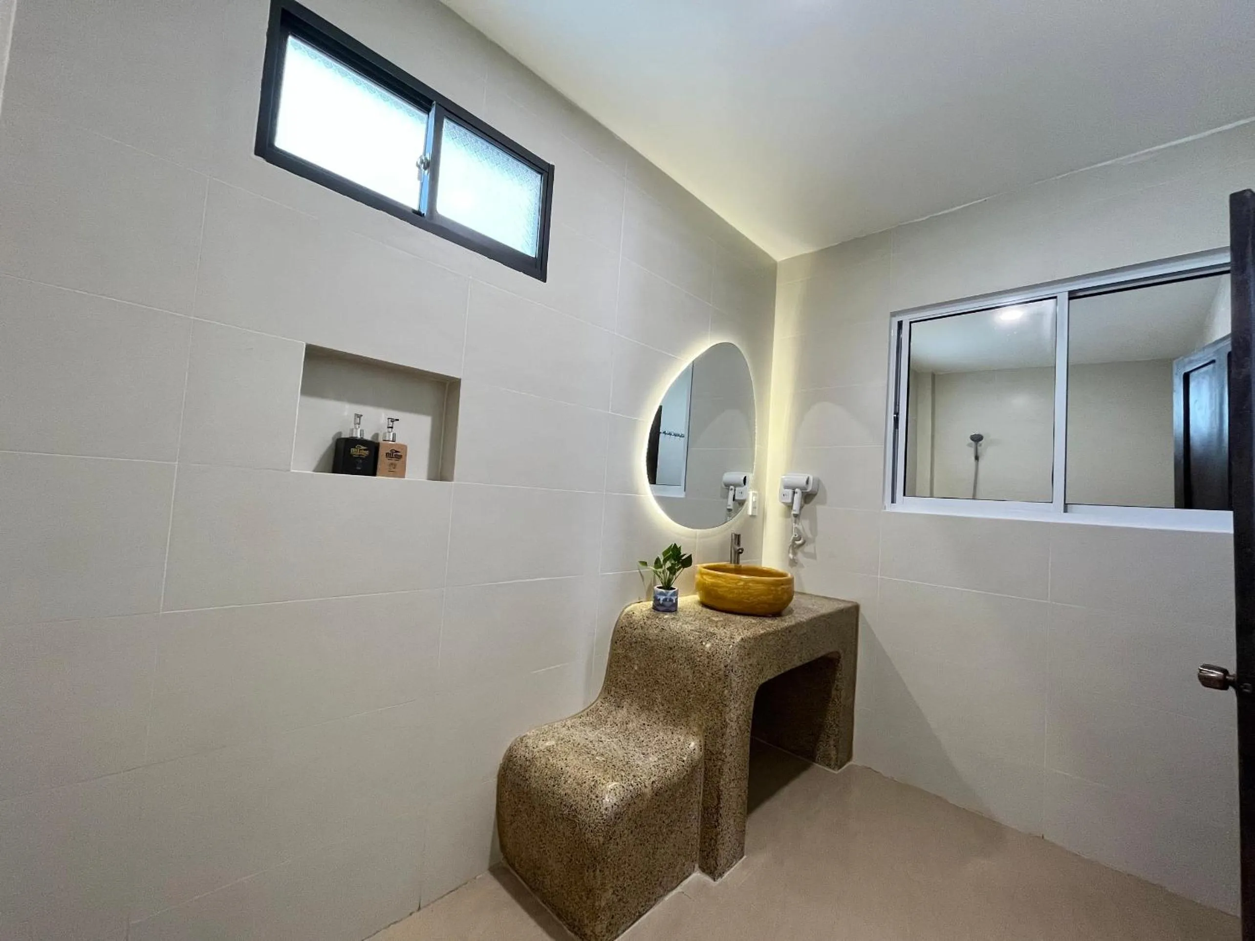 Bathroom in Mi Nhon Em Hotel Muine