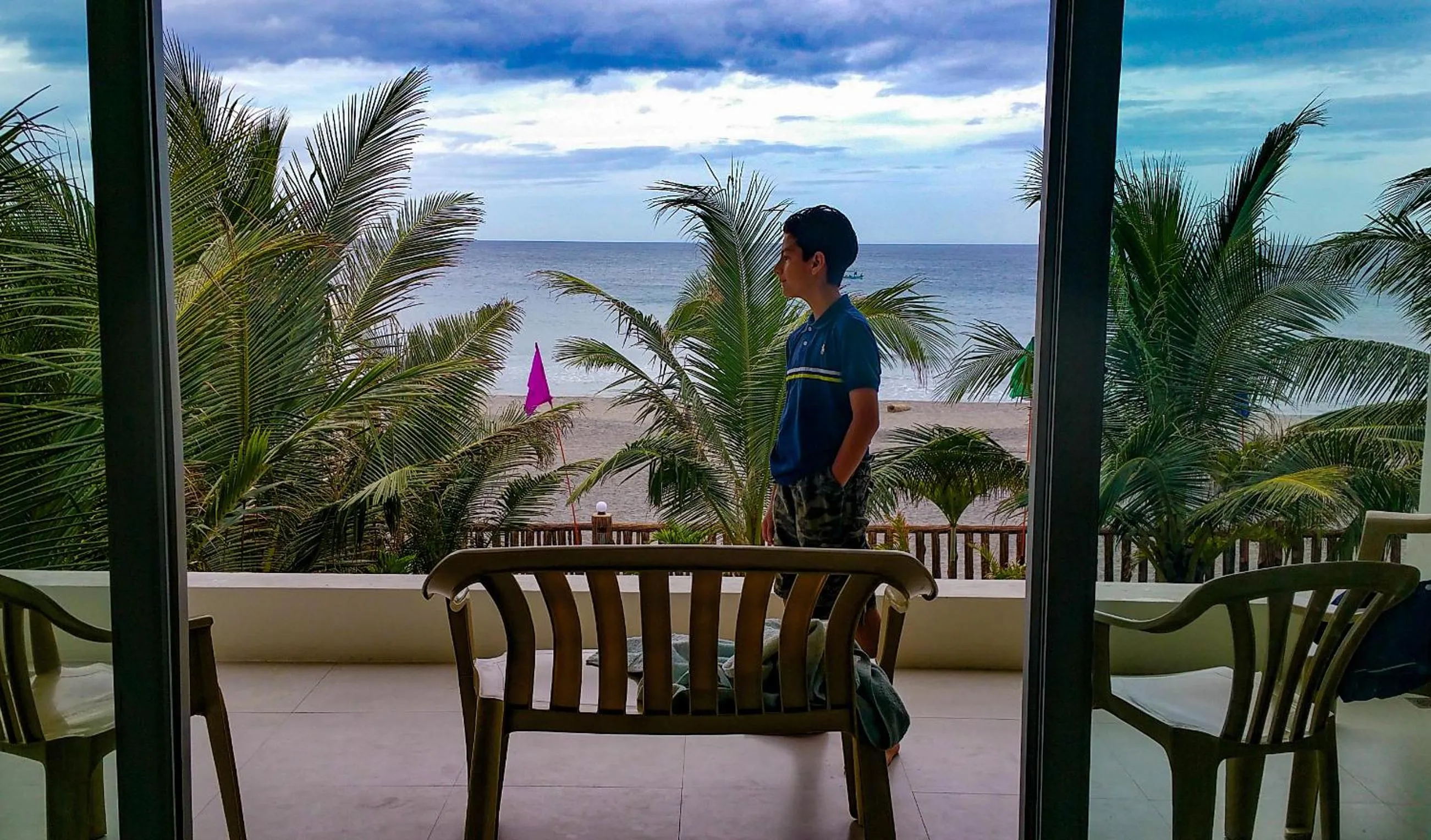 Sea view in Crystal Shores Beach Resort powered by Cocotel