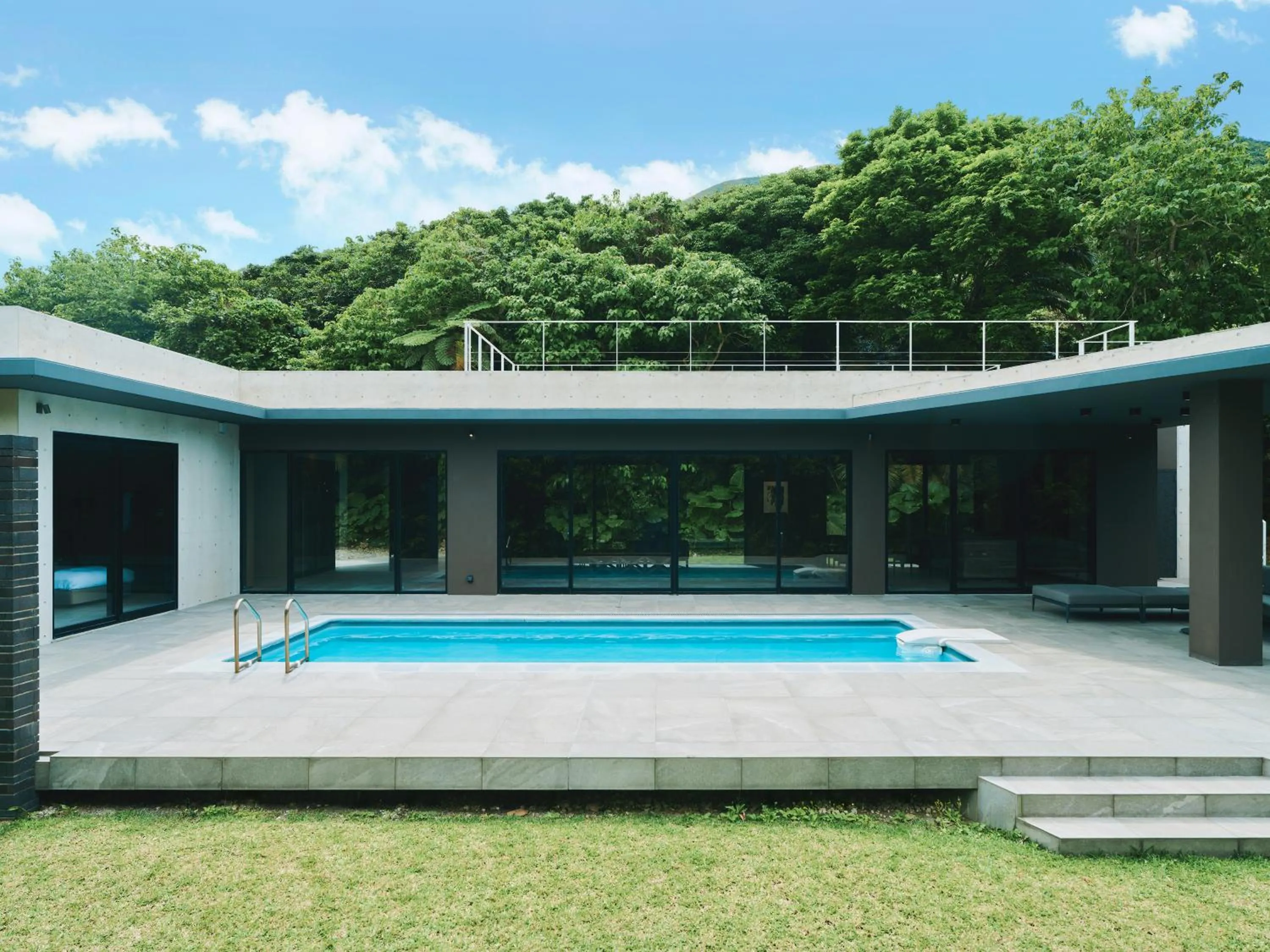 Property building in Villa El Cielo Ishigaki