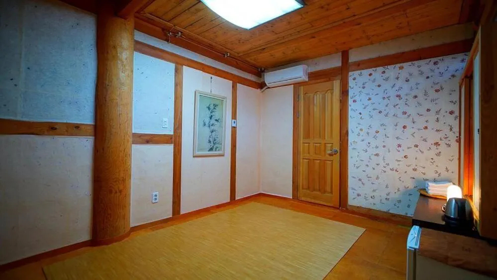 Kumwondang Jeonju Hanokstay