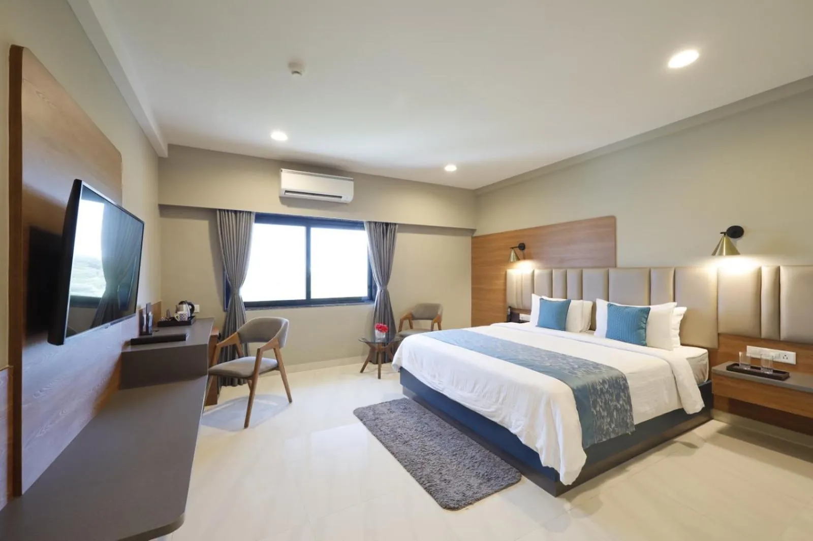 Communal lounge/ TV room, Bed in Fortune Statue Of Unity, Ekta Nagar - Member ITC Hotels' Group