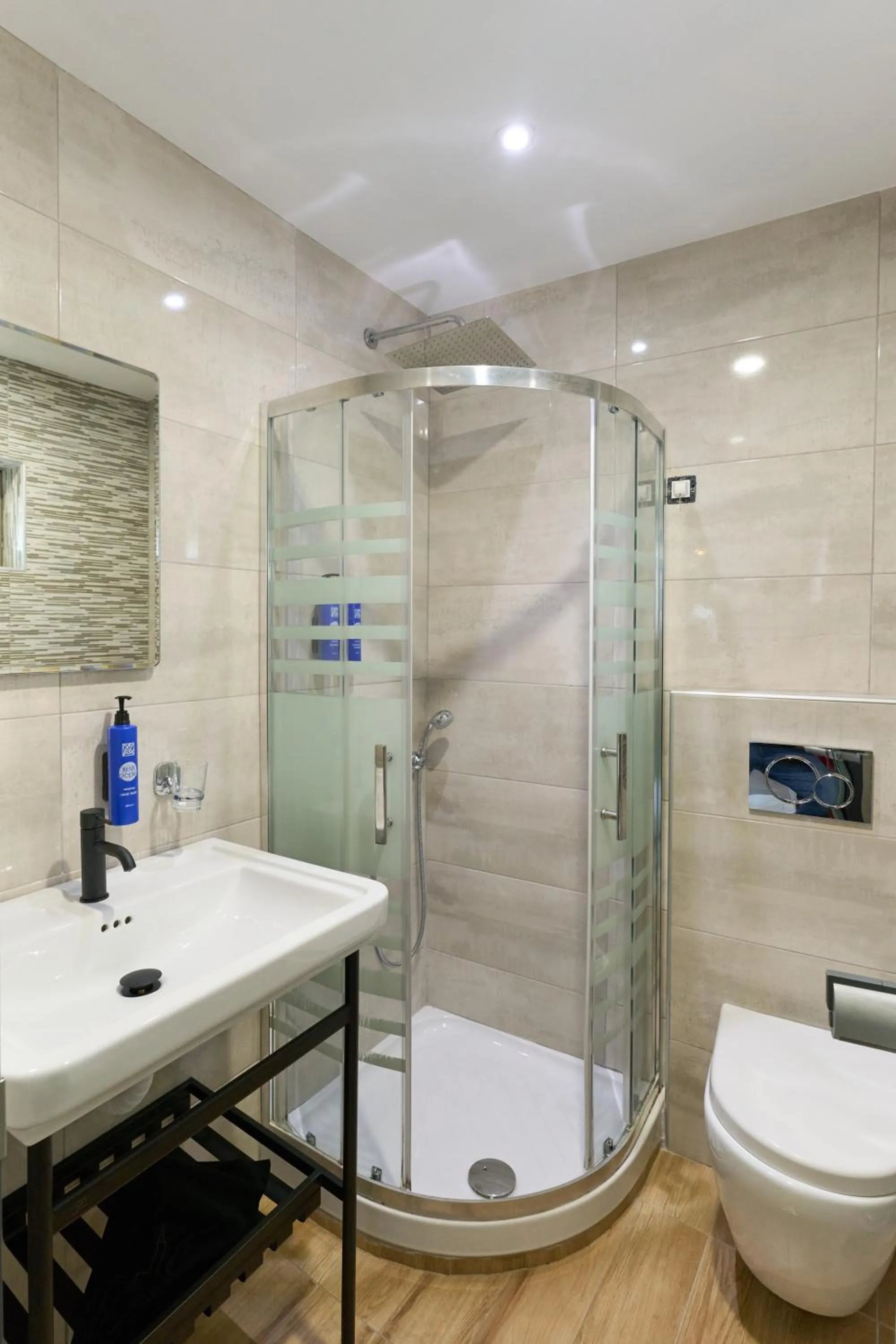 Bathroom in Hotel Erika