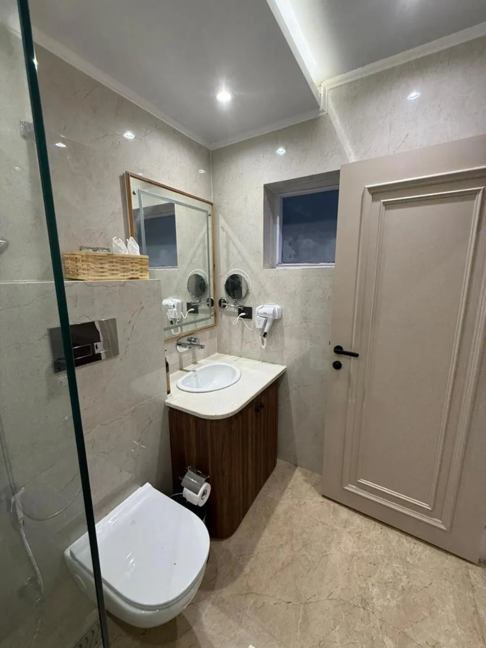Bathroom in The Lanswood Estate