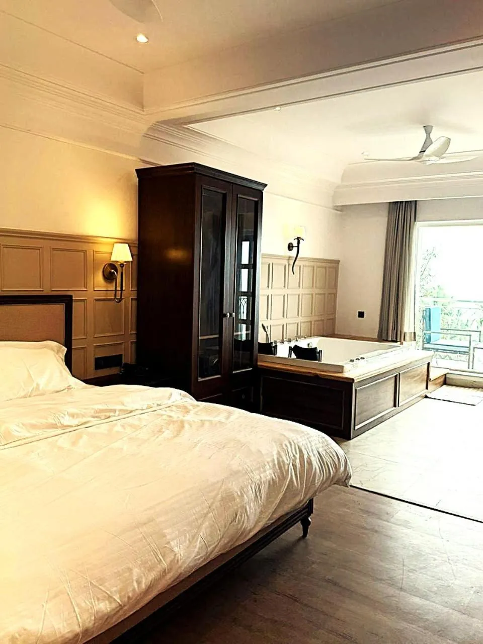 Bedroom in The Lanswood Estate