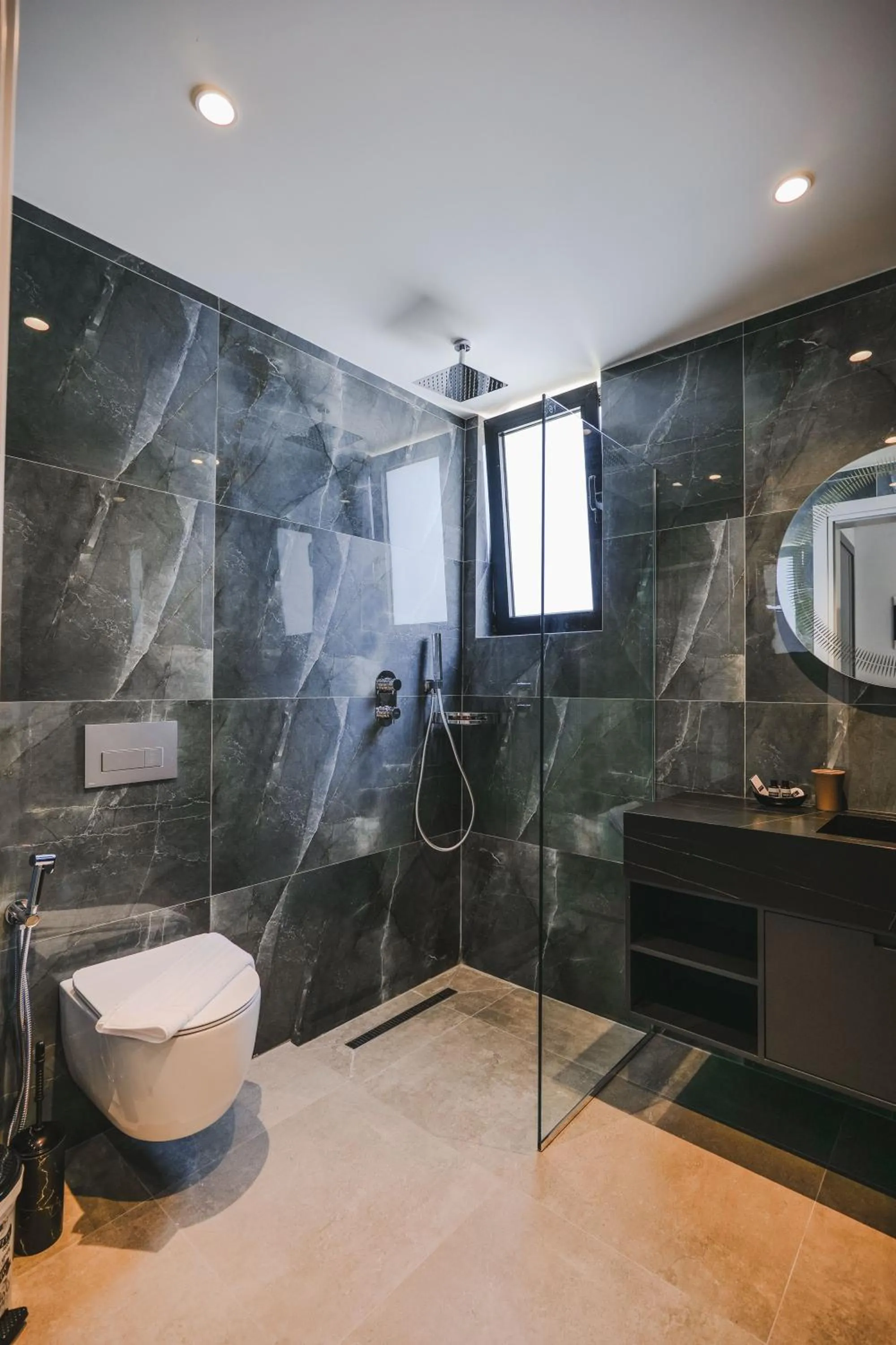 Shower in Ori Mare Hotel