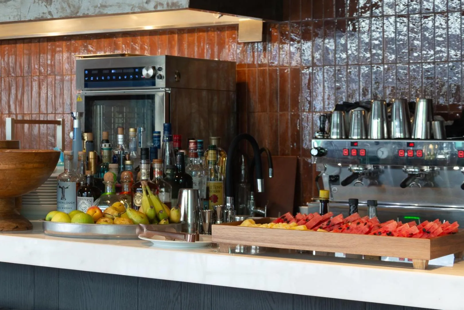 Restaurant/places to eat in The 12th City Hotel