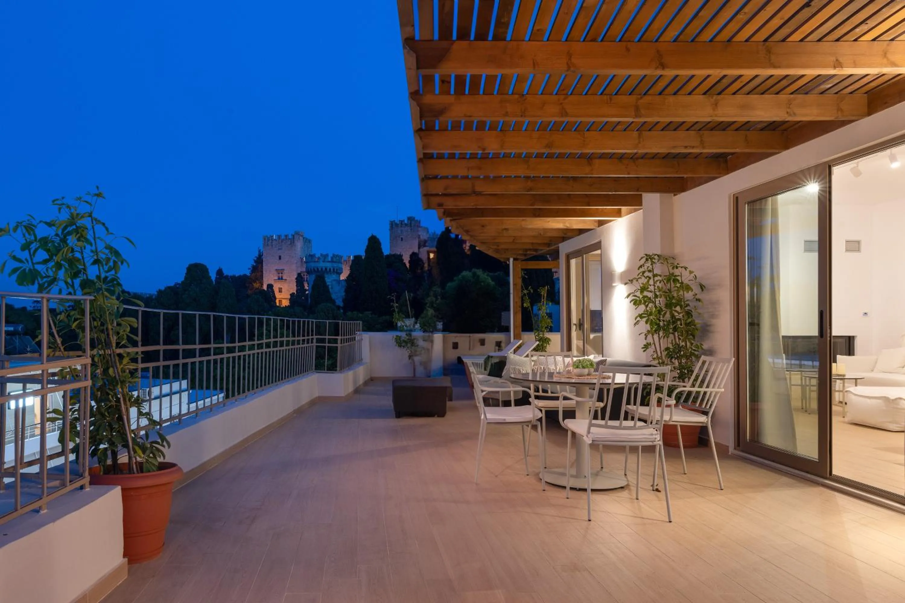 Patio in The 12th City Hotel