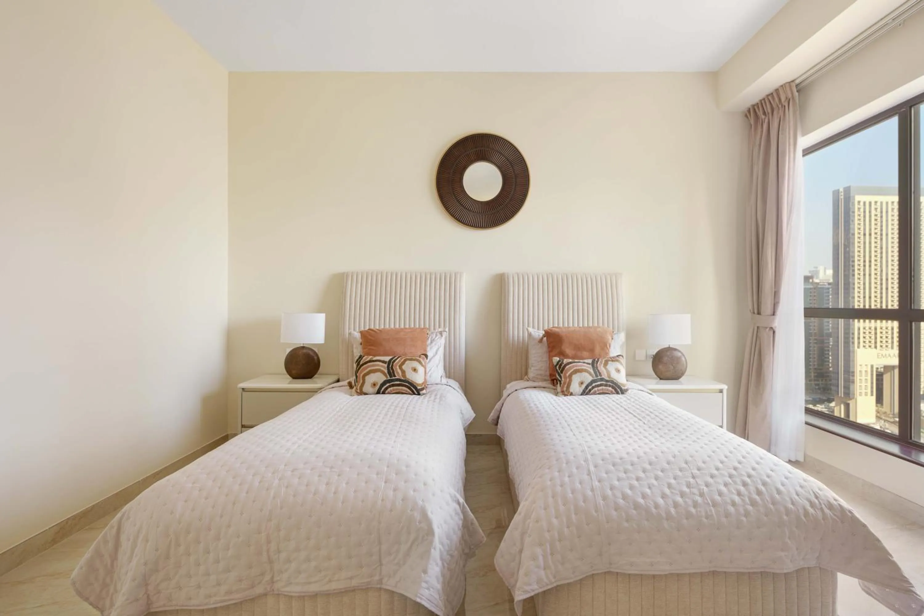 Bed in Happy ACADEMIA JBR