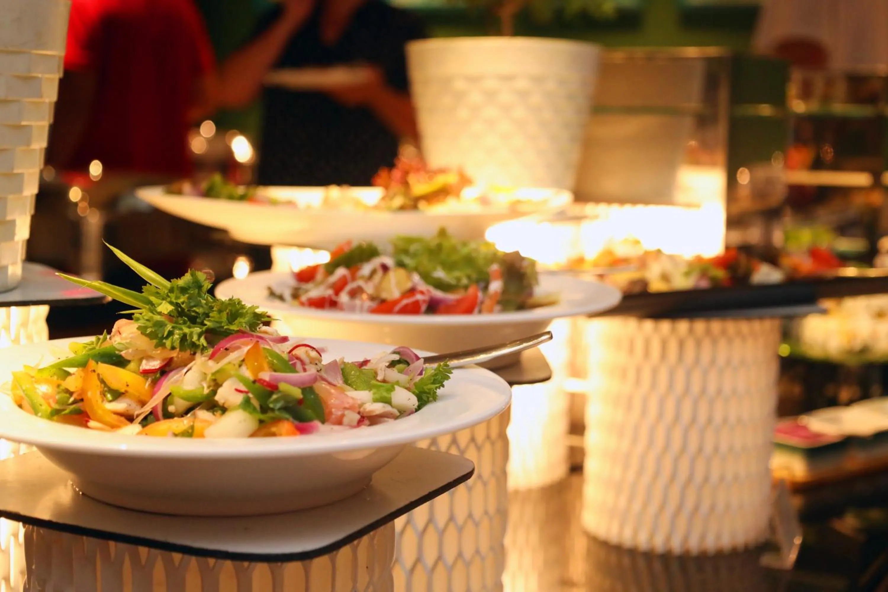 Restaurant/places to eat in Grand Serendib Hotel