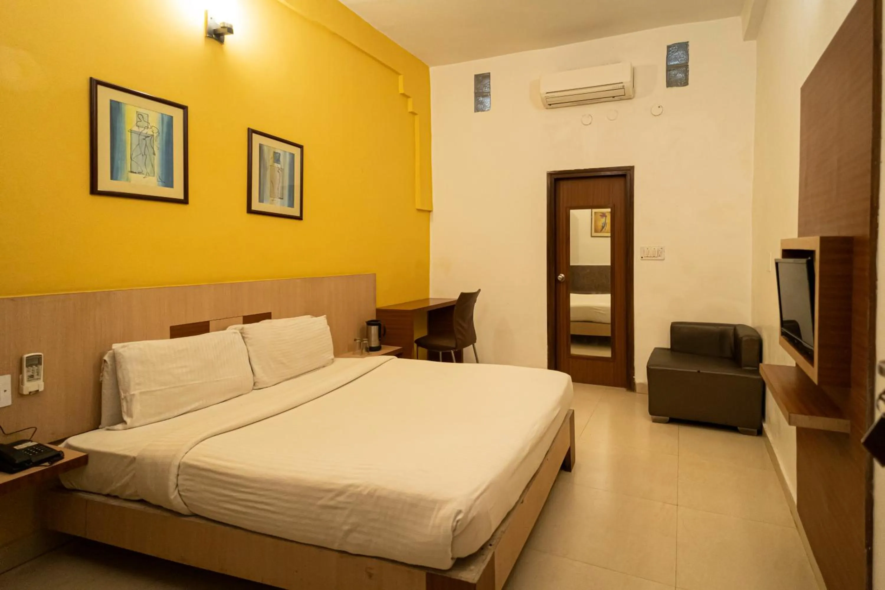 Bed in Sparrow Hotel Managed by Siara Sariska Alwar