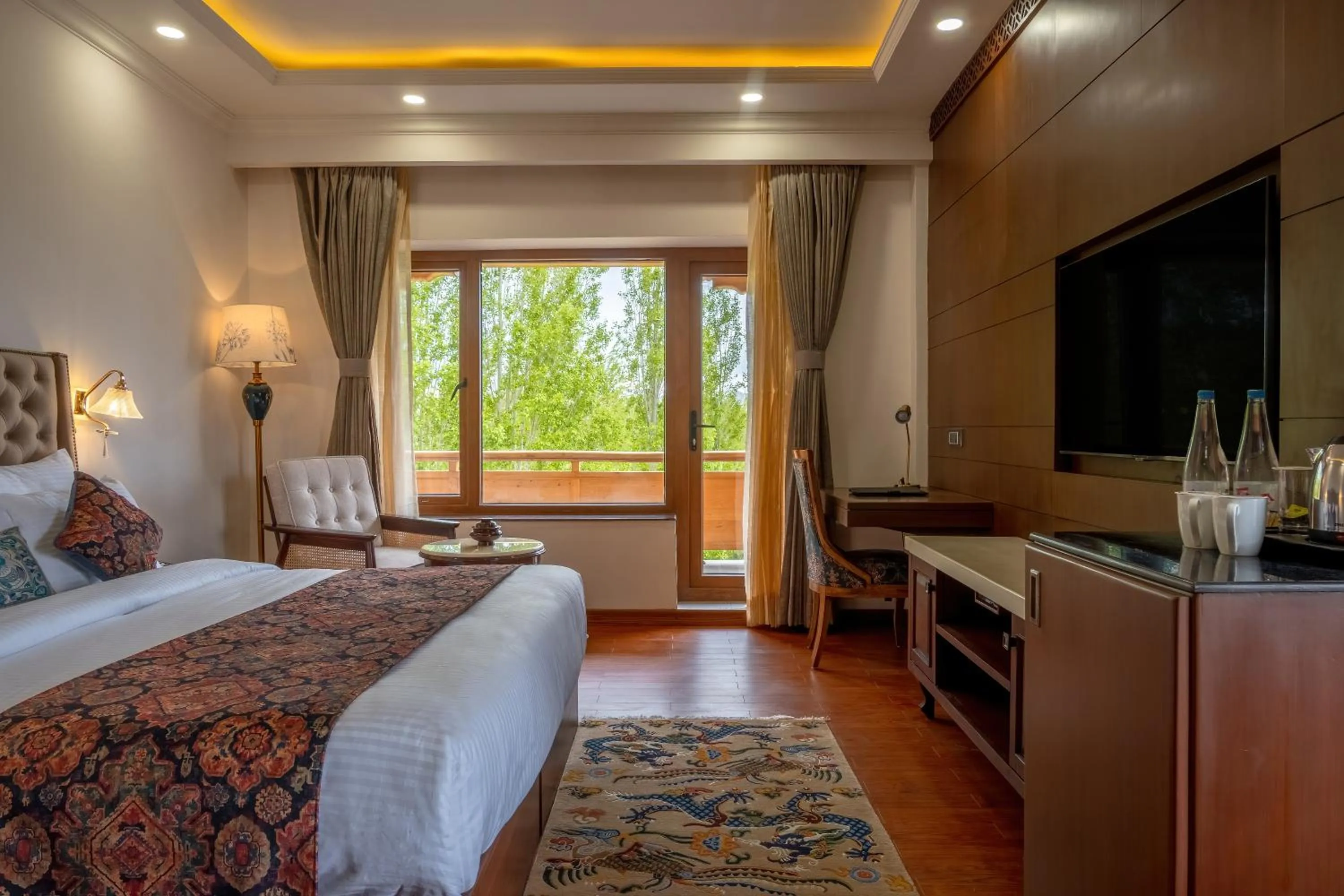 Bed in Hotel Gyalpo Residency - A Mountain View Luxury Hotel in Leh