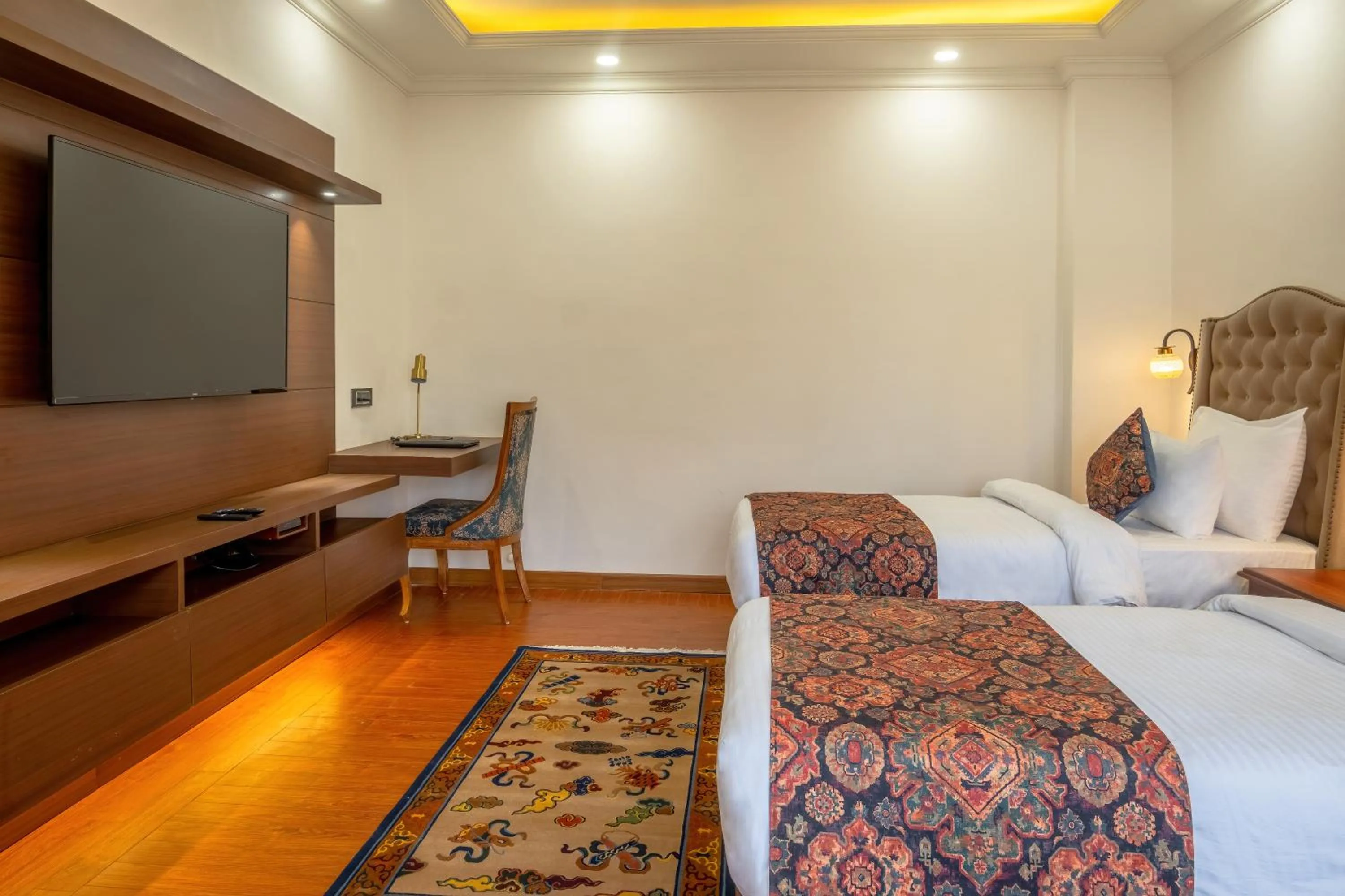 Bedroom, Bed in Hotel Gyalpo Residency - A Mountain View Luxury Hotel in Leh