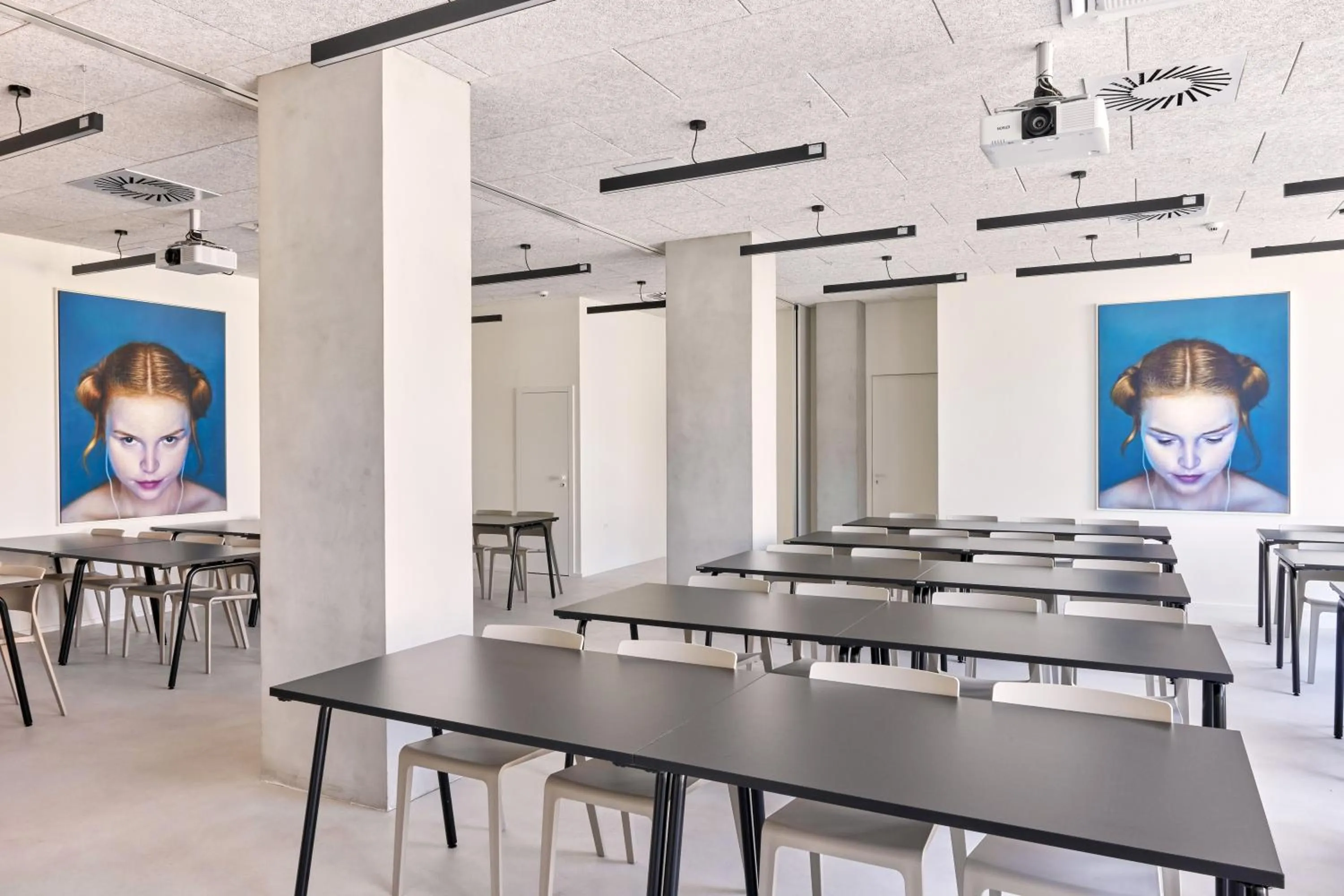 Business facilities in Hotel PERK