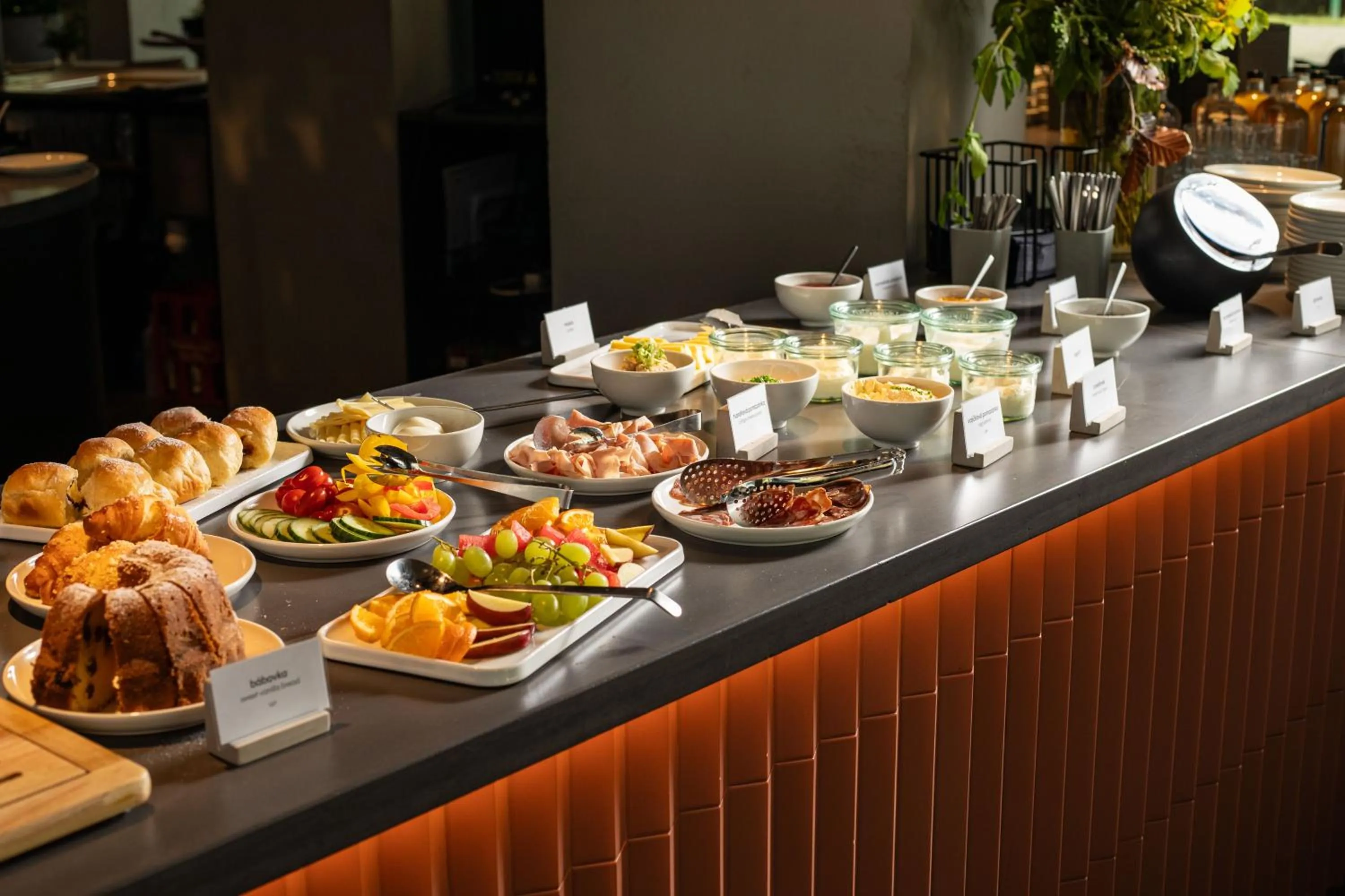 Breakfast in Hotel PERK