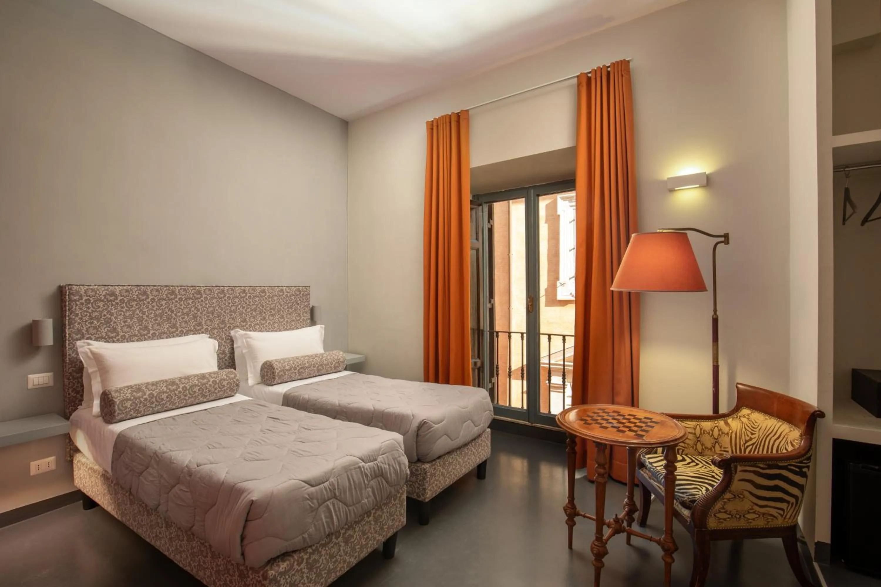 Bed in Room 94 Luxury