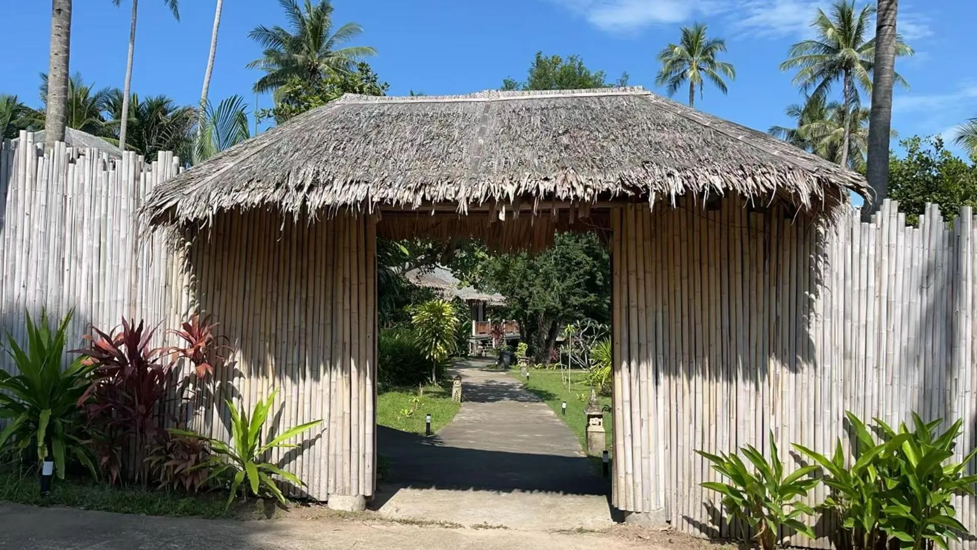 Facade/entrance in Better View Koh Yao Yai