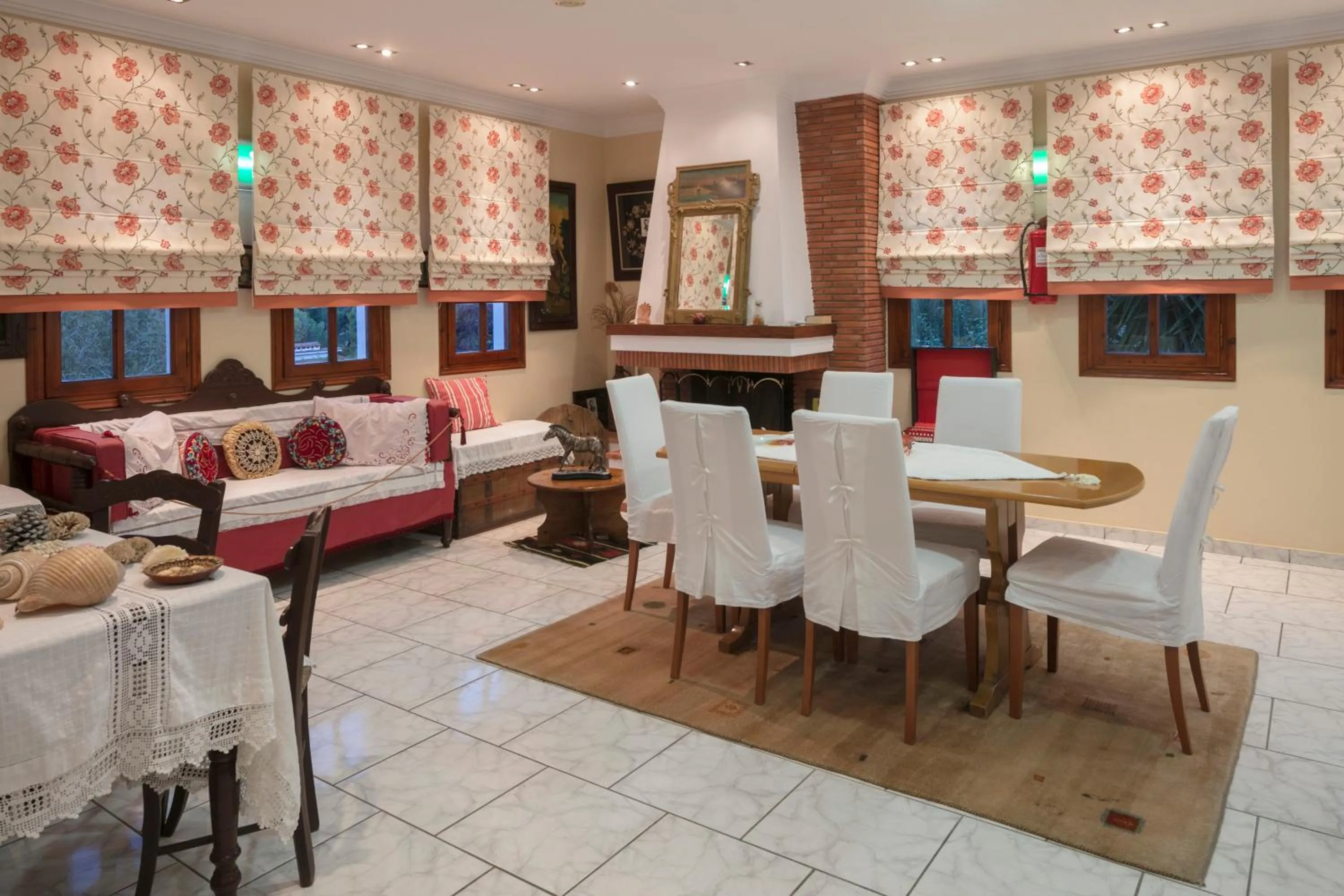 Lobby or reception, Bed in Magic Hotel