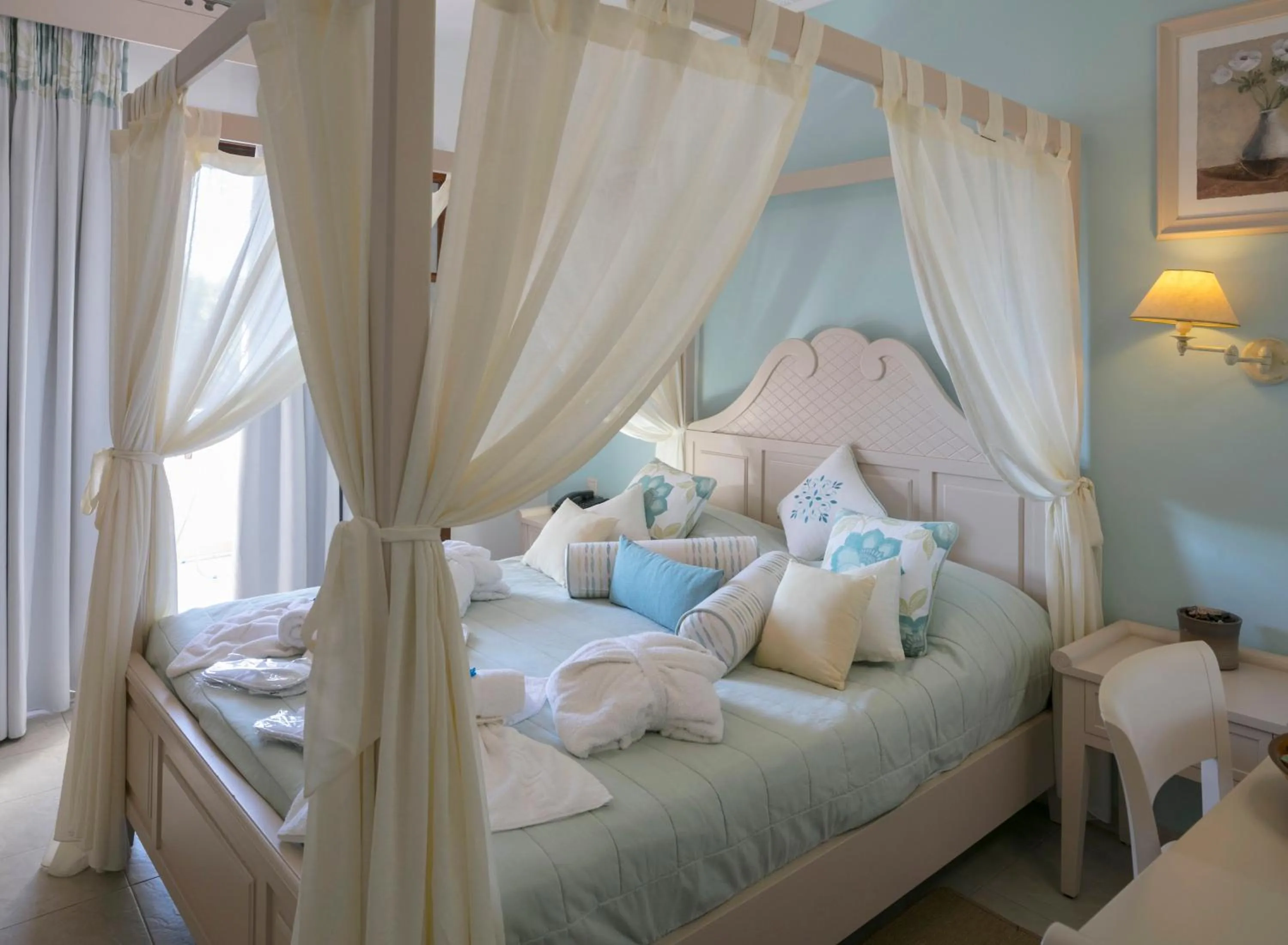 Bedroom, Bed in Magic Hotel