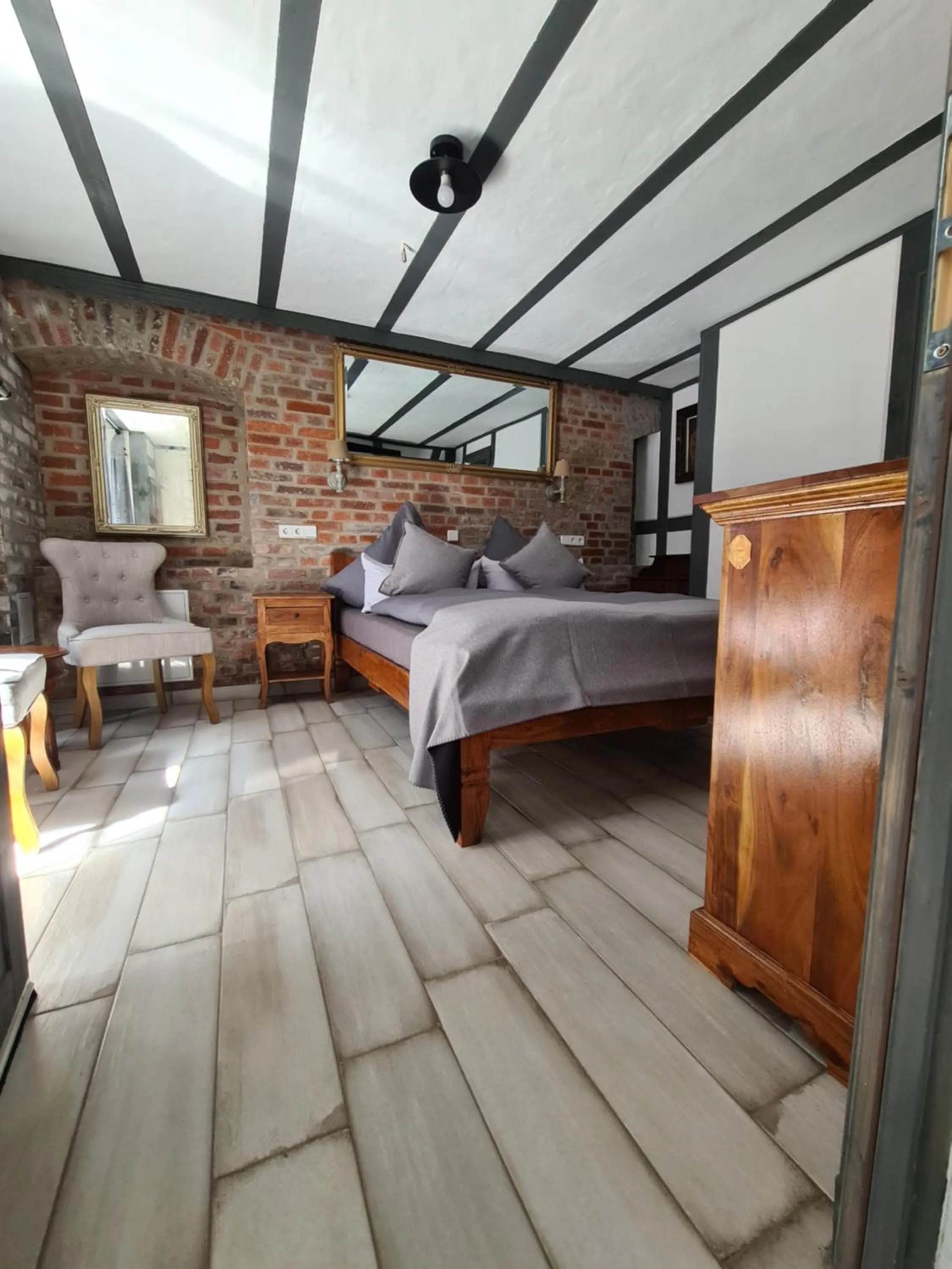 Photo of the whole room, Bed in Hotel b&b altes hinterhäusel