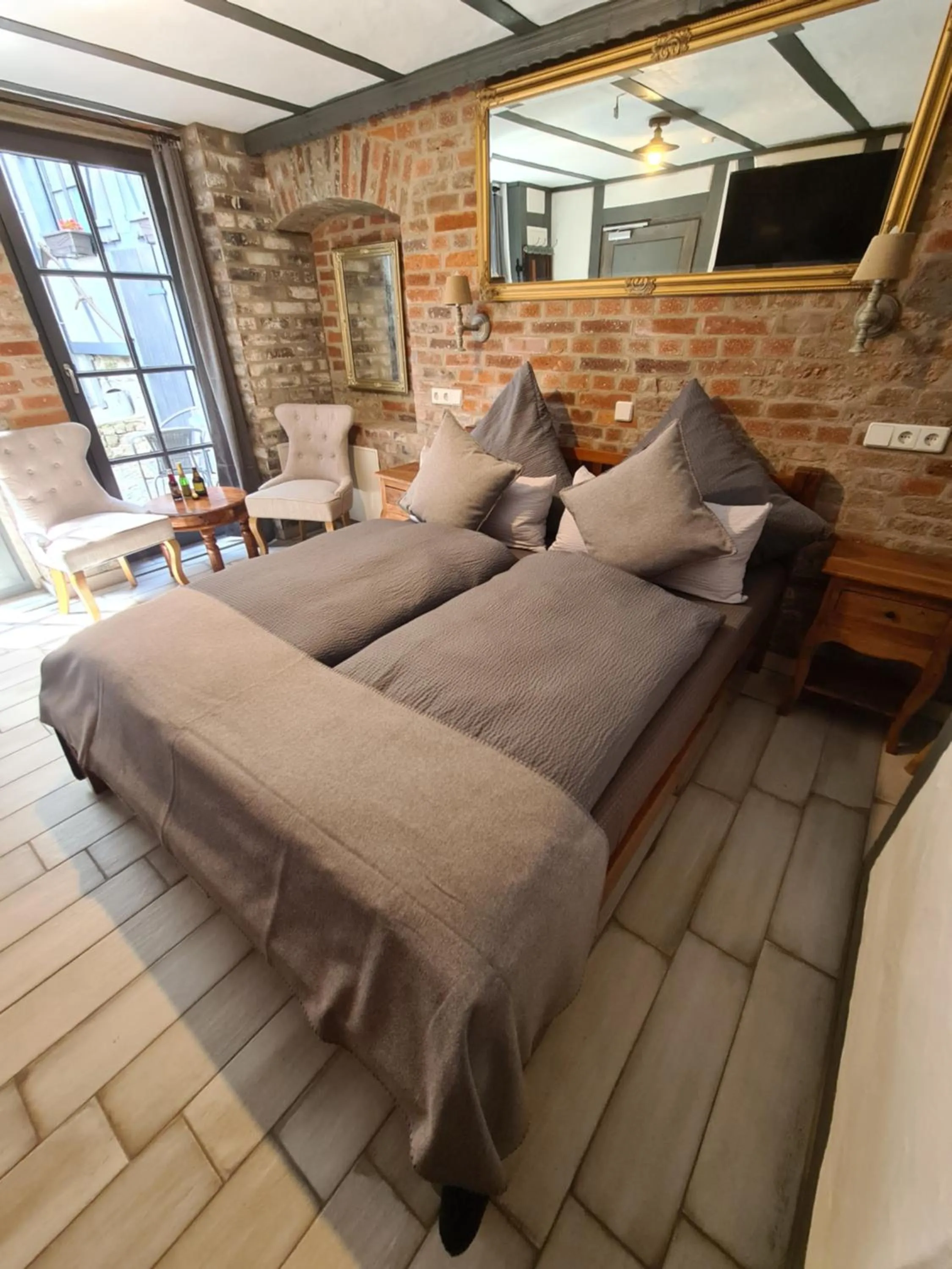 Photo of the whole room in Hotel b&b altes hinterhäusel