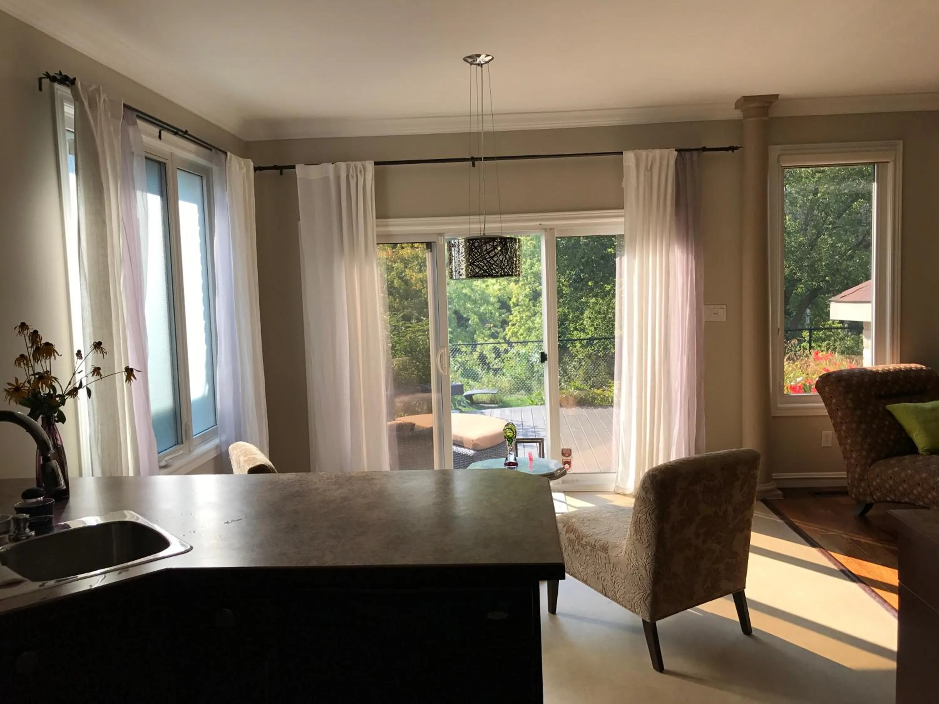 Seating area in Cozy Luxury on the Thames in Ontario!