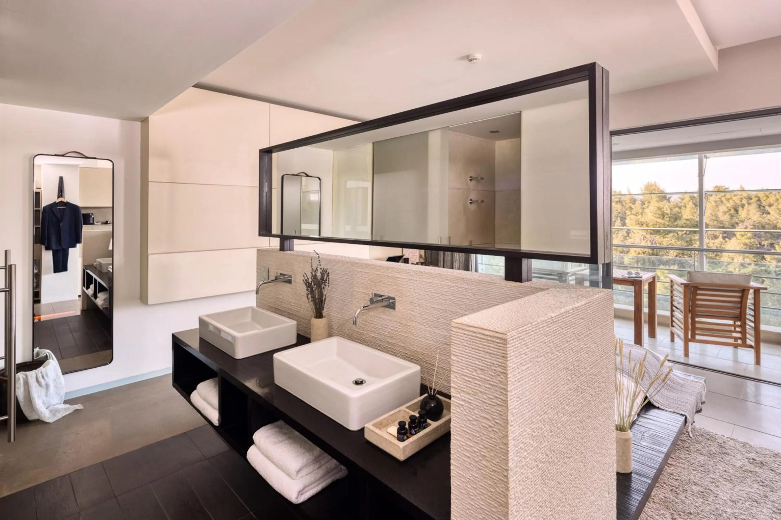 Bathroom in Life Gallery Athens