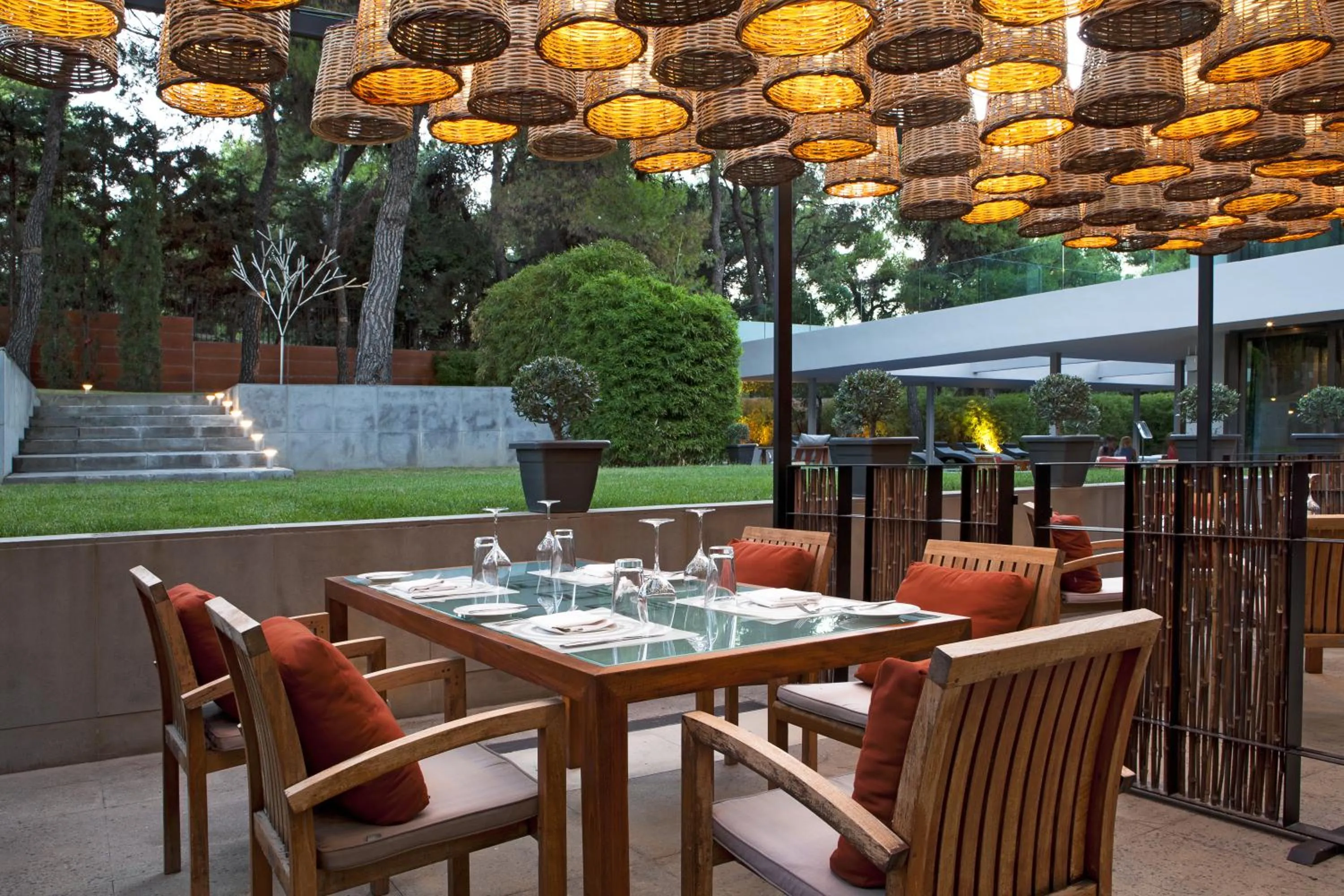 Restaurant/places to eat in Life Gallery Athens