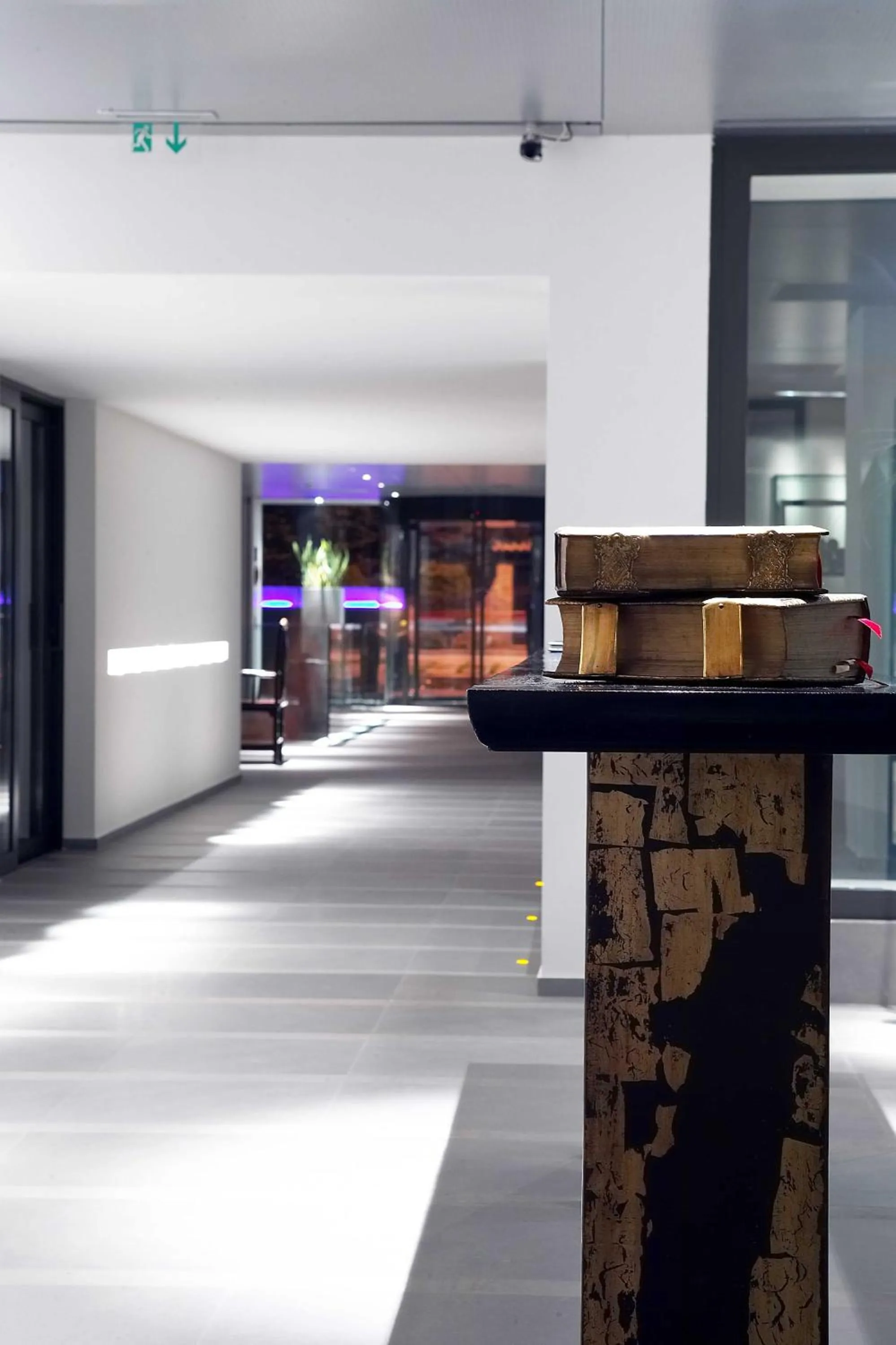 Lobby or reception in Life Gallery Athens