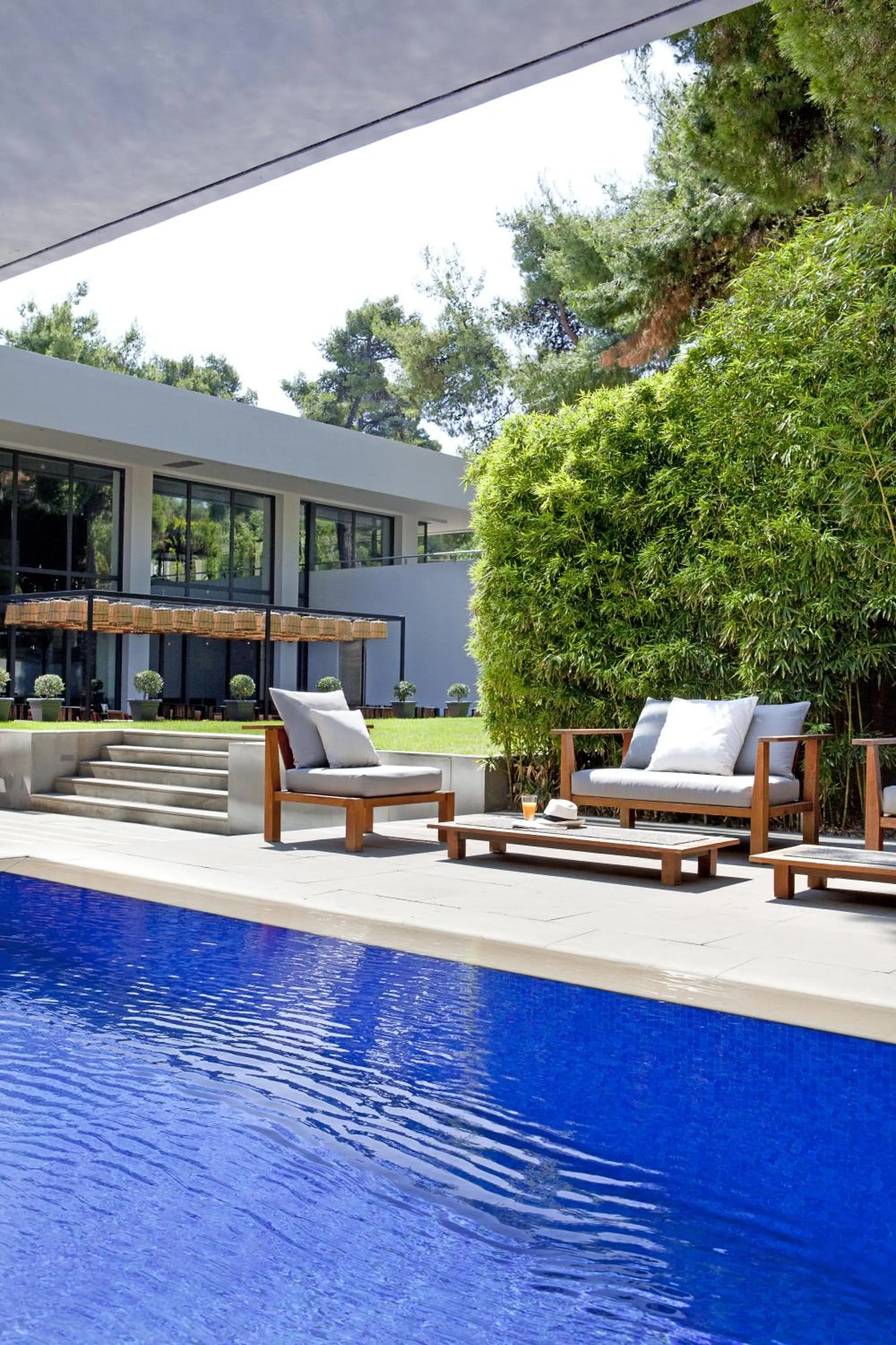 Property building in Life Gallery Athens