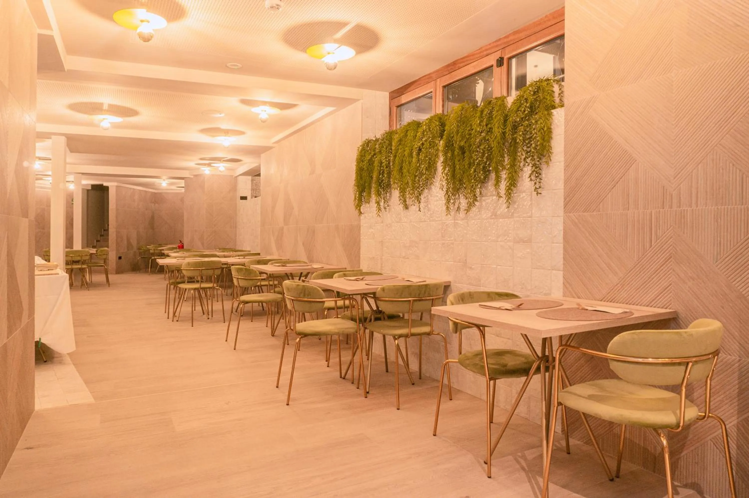 Restaurant/places to eat in The Valentia Corretgería